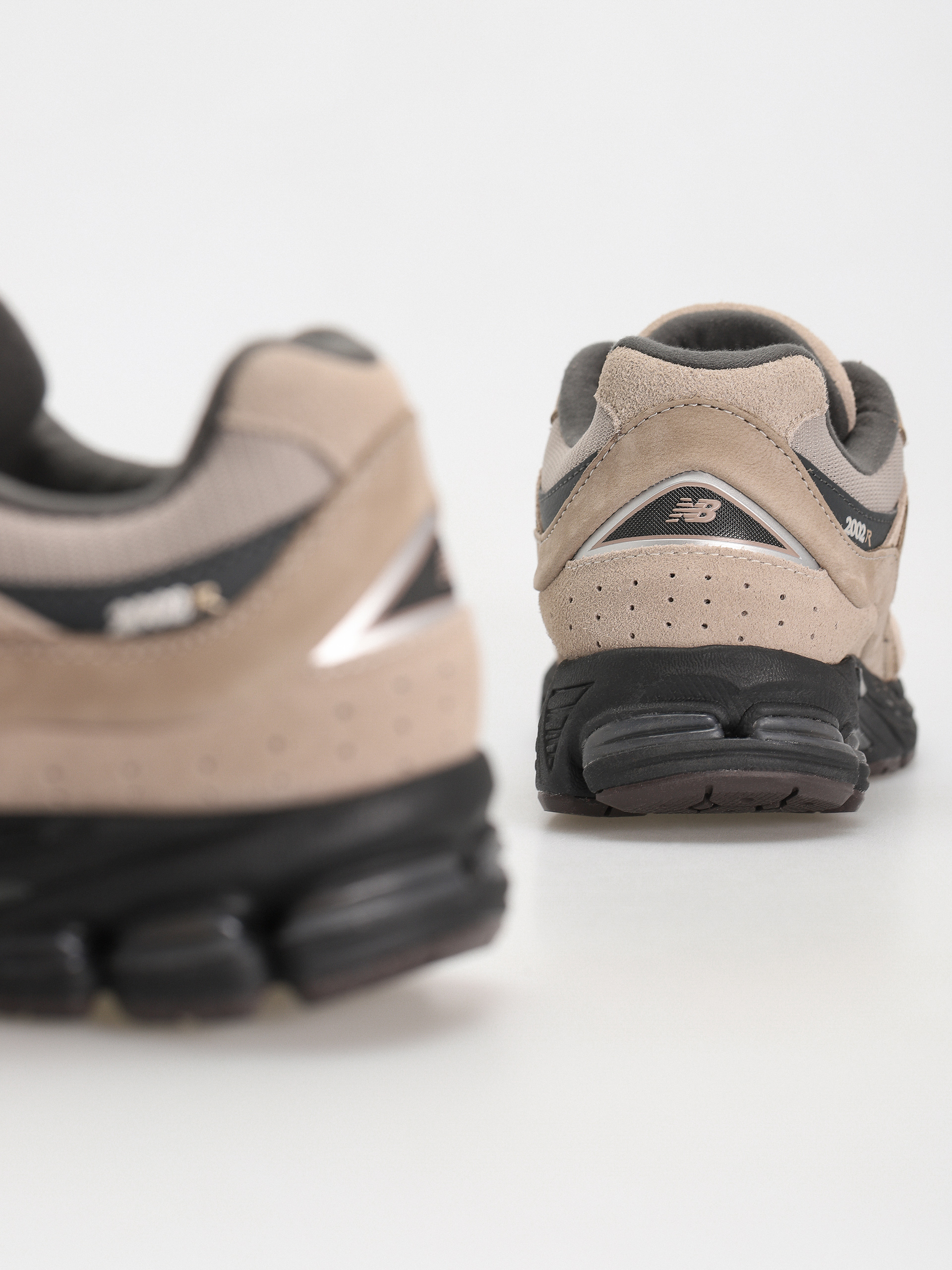 Buty New Balance 2002 (driftwood)