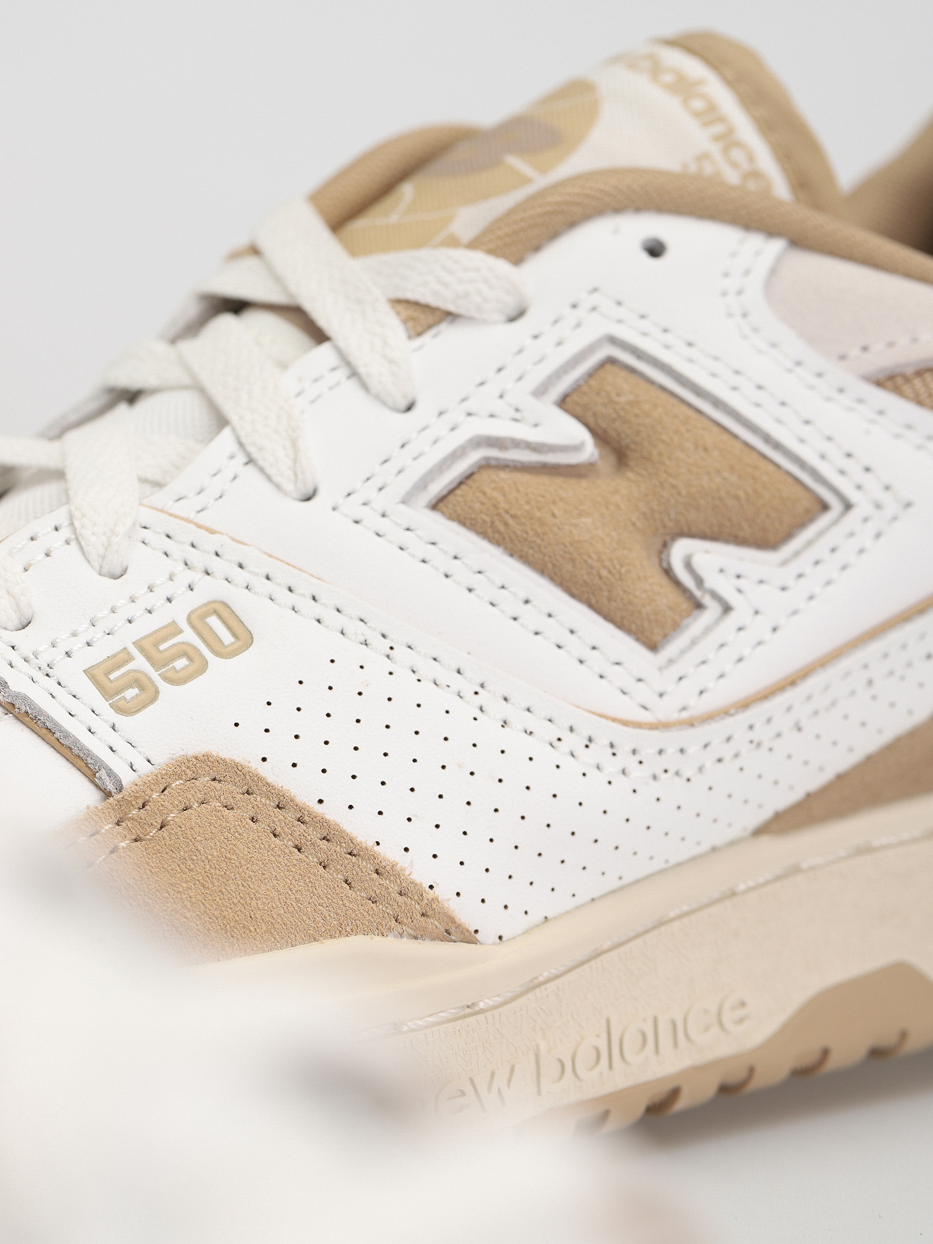 Buty New Balance 550 (white/beige)