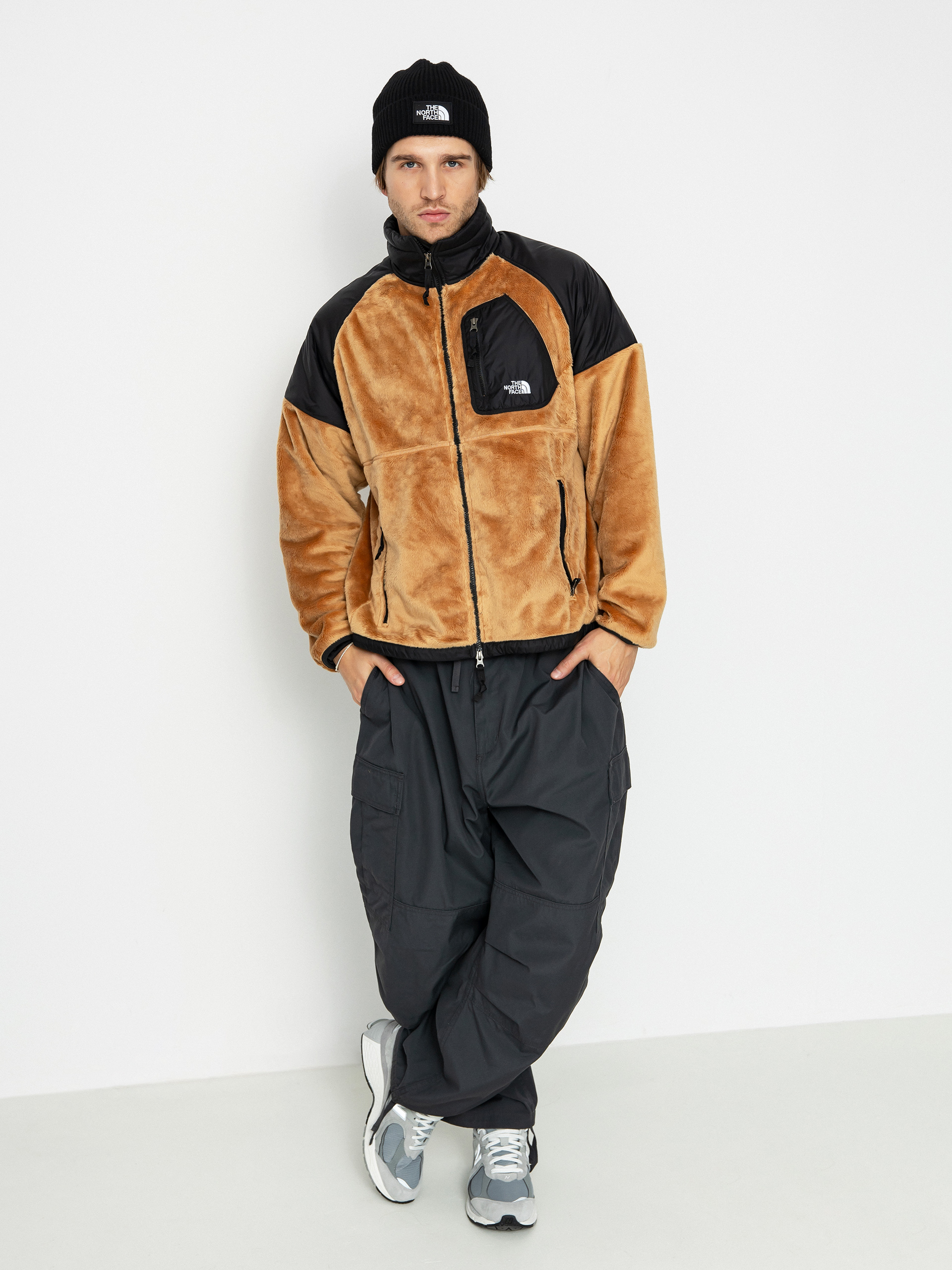 Kurtka The North Face Versa Velour (almond butter/tnf black)