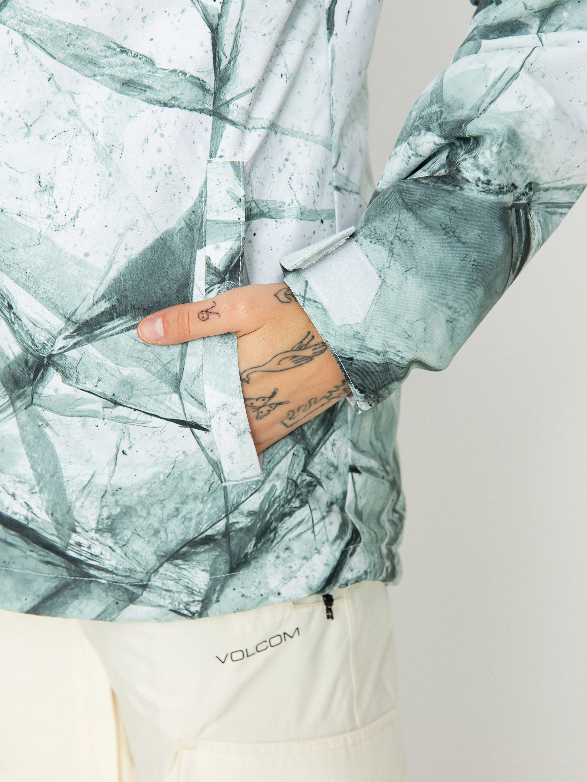 Damska Kurtka snowboardowa Volcom Bolt Ins (white ice)