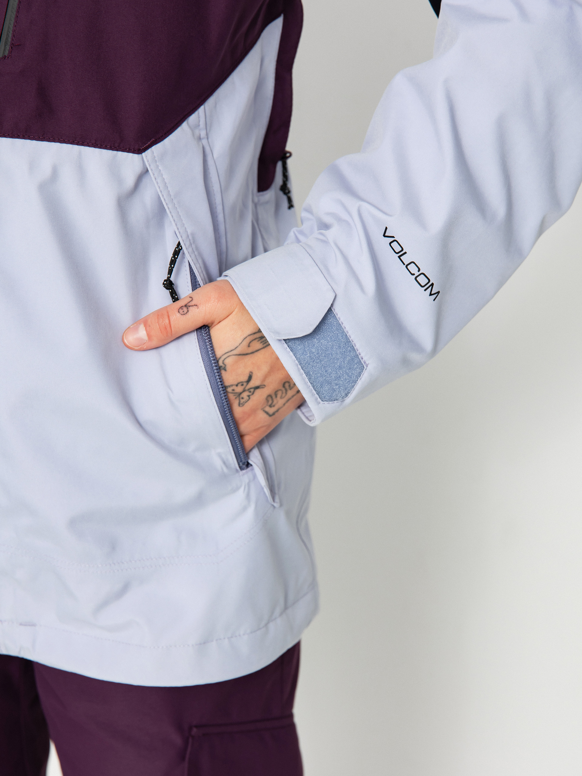 Damska Kurtka snowboardowa Volcom V.Co Aris Gore Tex (blackberry)