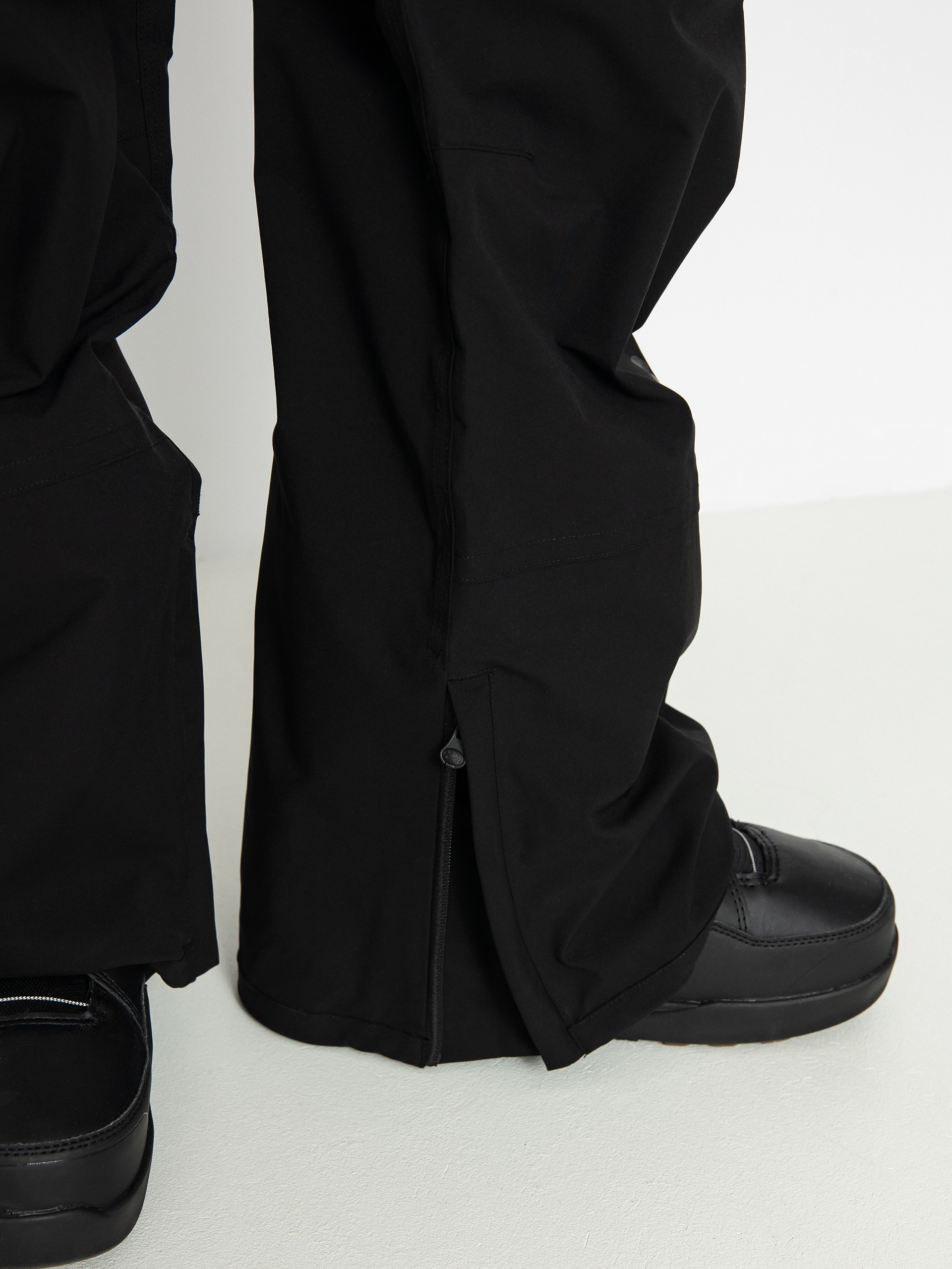 Męskie Spodnie snowboardowe ThirtyTwo Basement Bib (black)