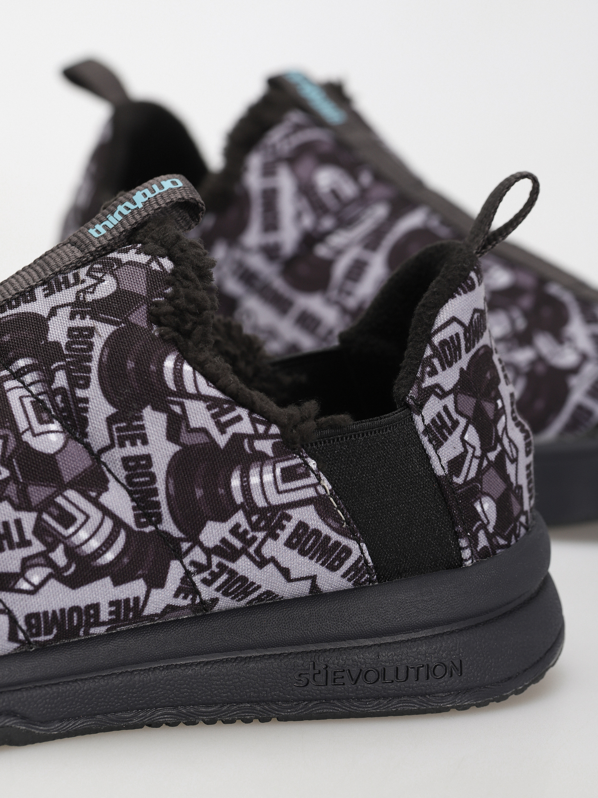 Buty zimowe ThirtyTwo The Lounger X Bomb Hole (black/print)