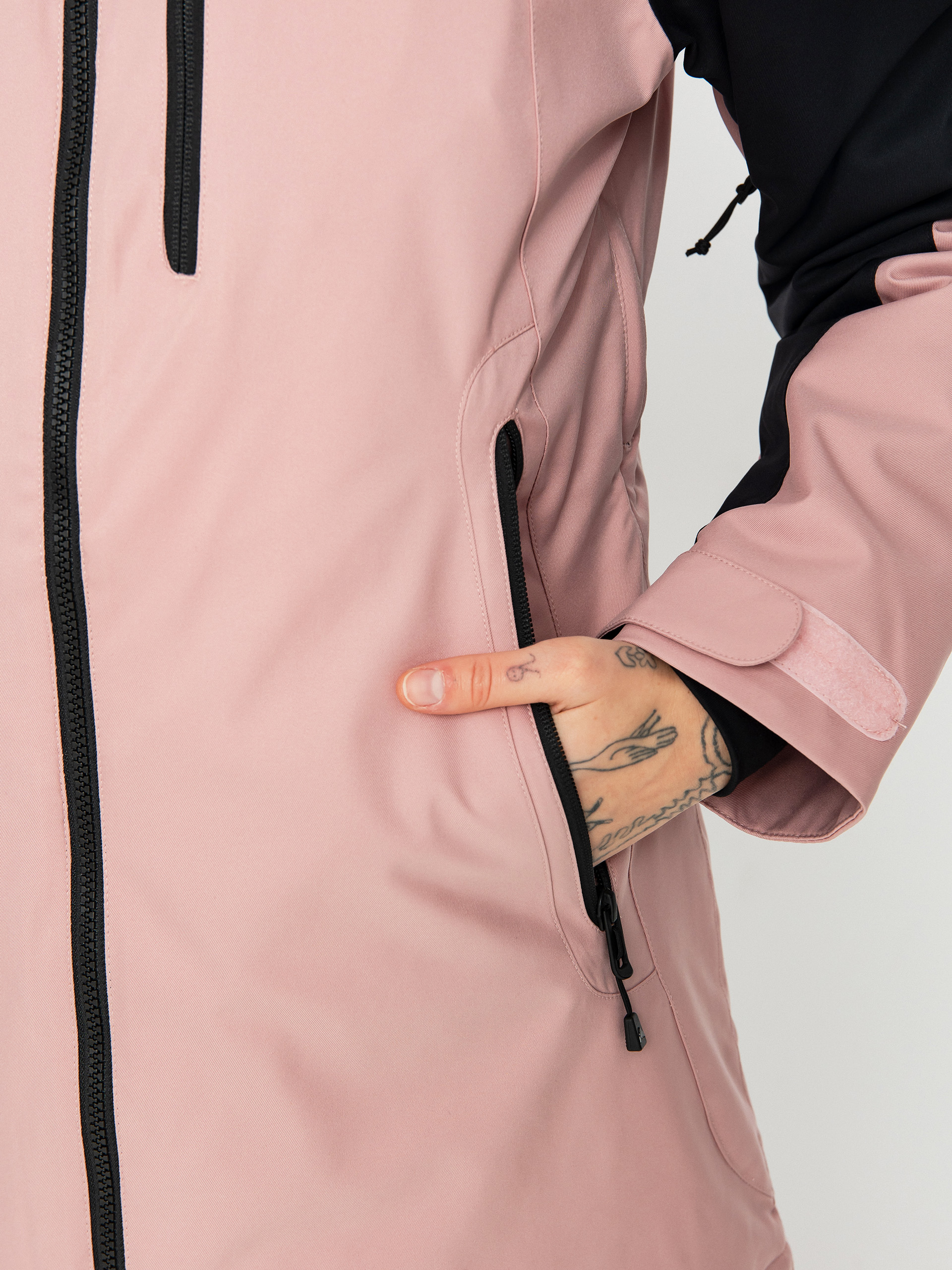 Damska Kurtka snowboardowa Burton Lelah (true black/powder blush)