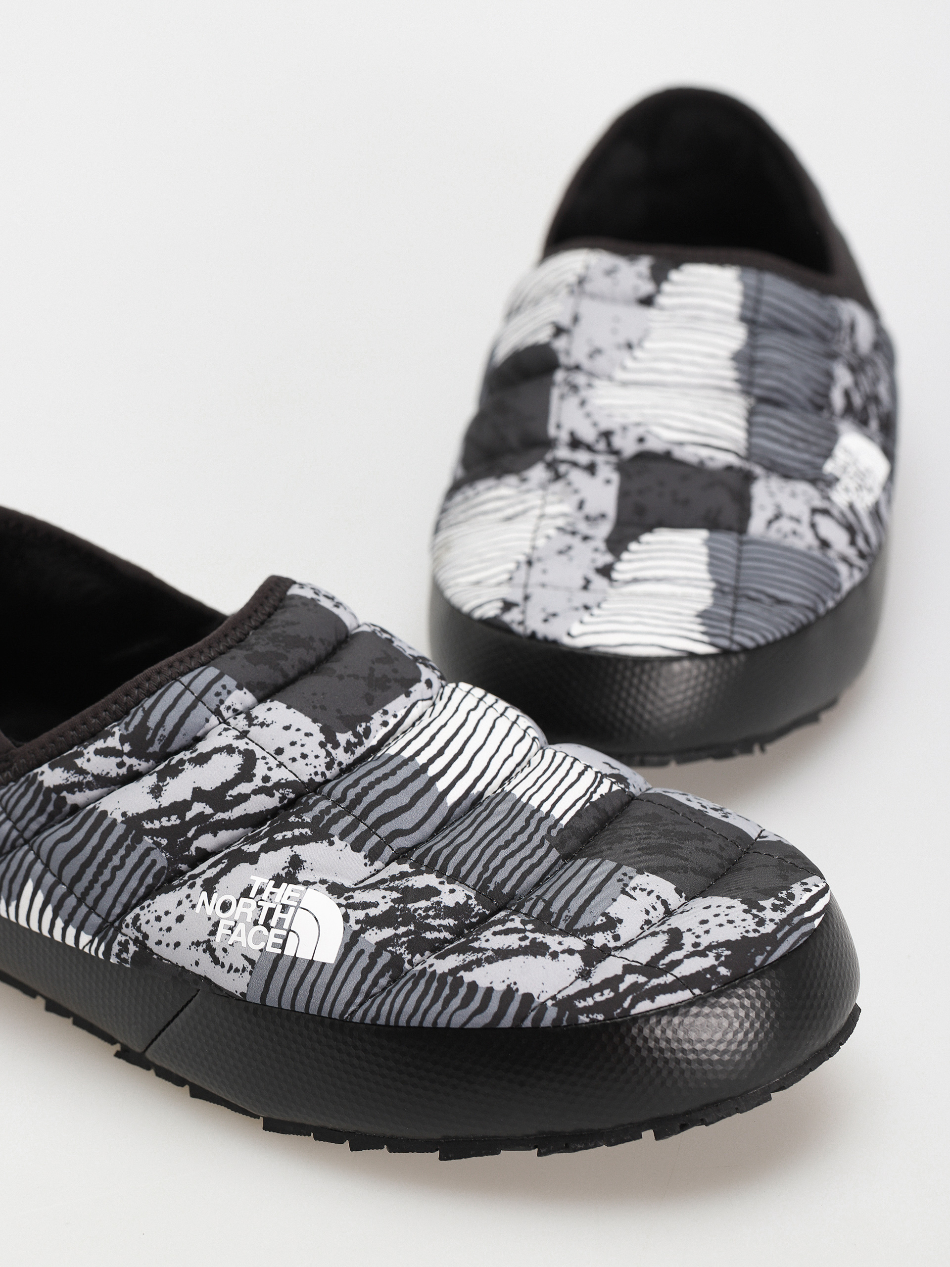 Buty The North Face Thermoball Traction Mule V (asphaltgreyabysmpt/asgy)