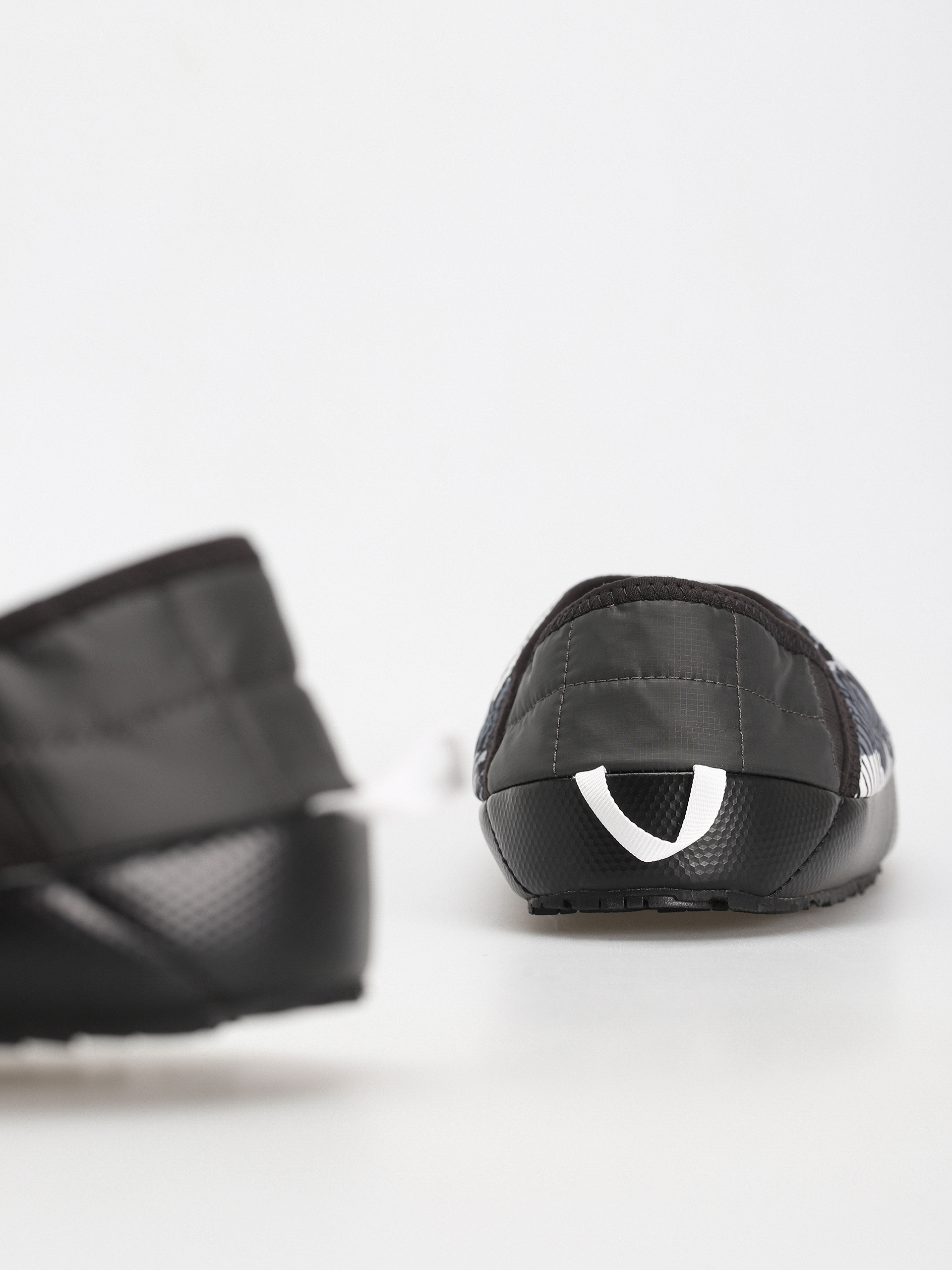 Buty The North Face Thermoball Traction Mule V (asphaltgreyabysmpt/asgy)