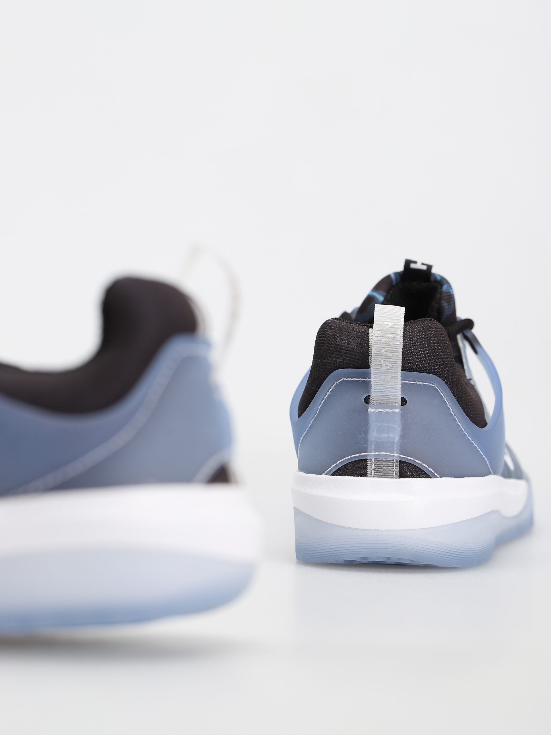 Buty Nike SB SB Nyjah 3 Premium (black/white deep royal white)