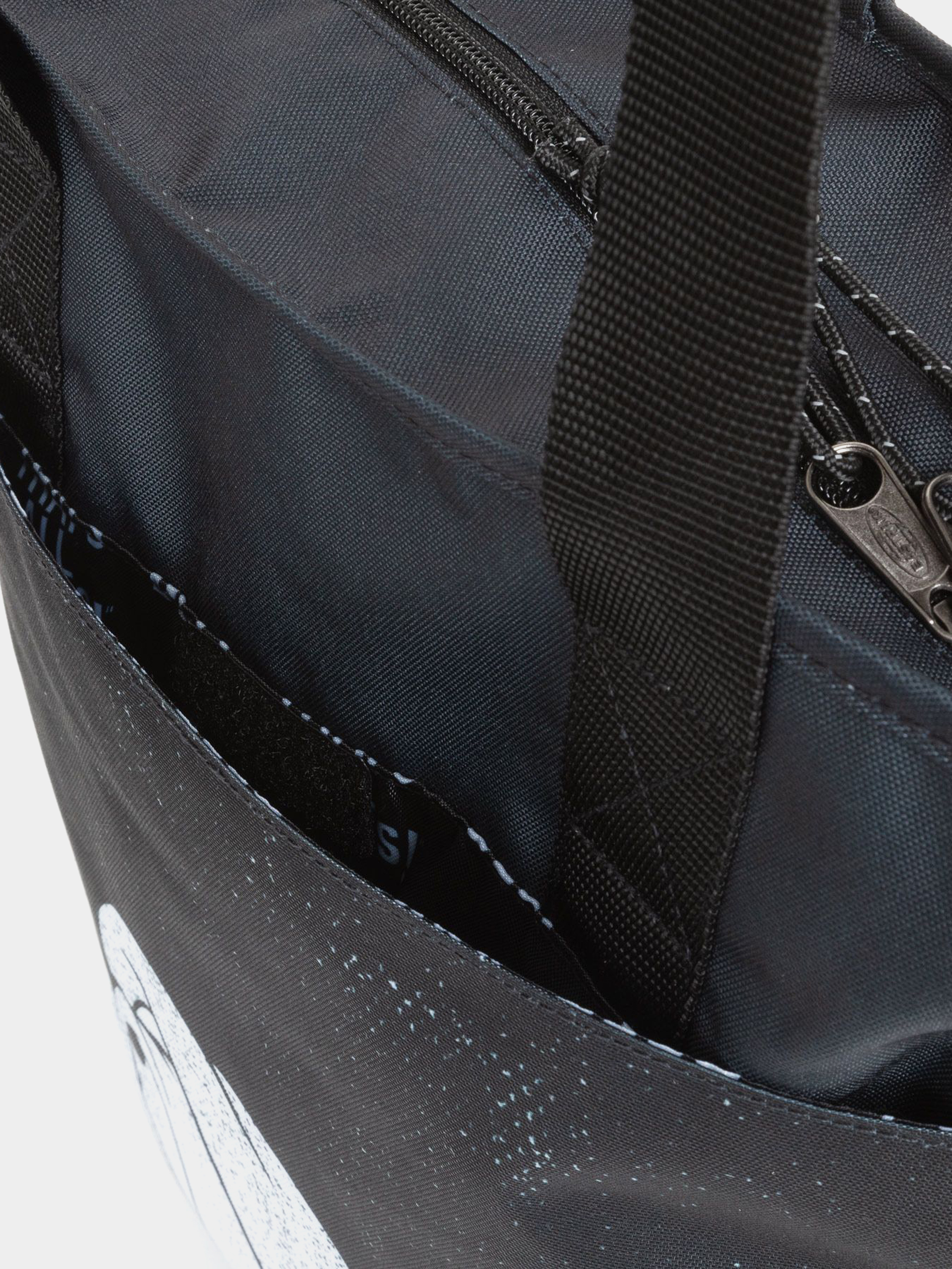 Torba Eastpak Shopp R Tote (bugs bunny)