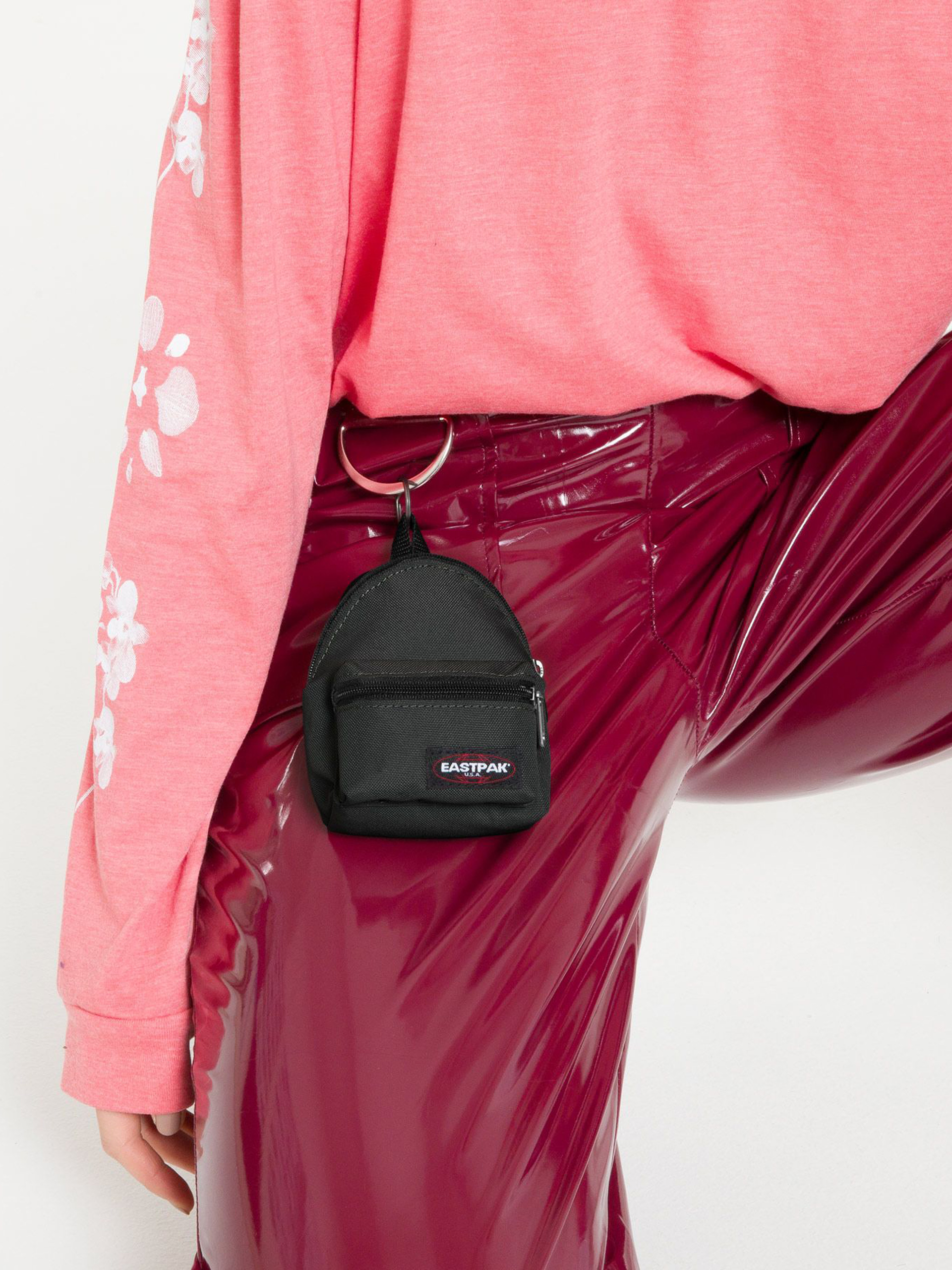 Breloczek Eastpak Mini Padded (black)