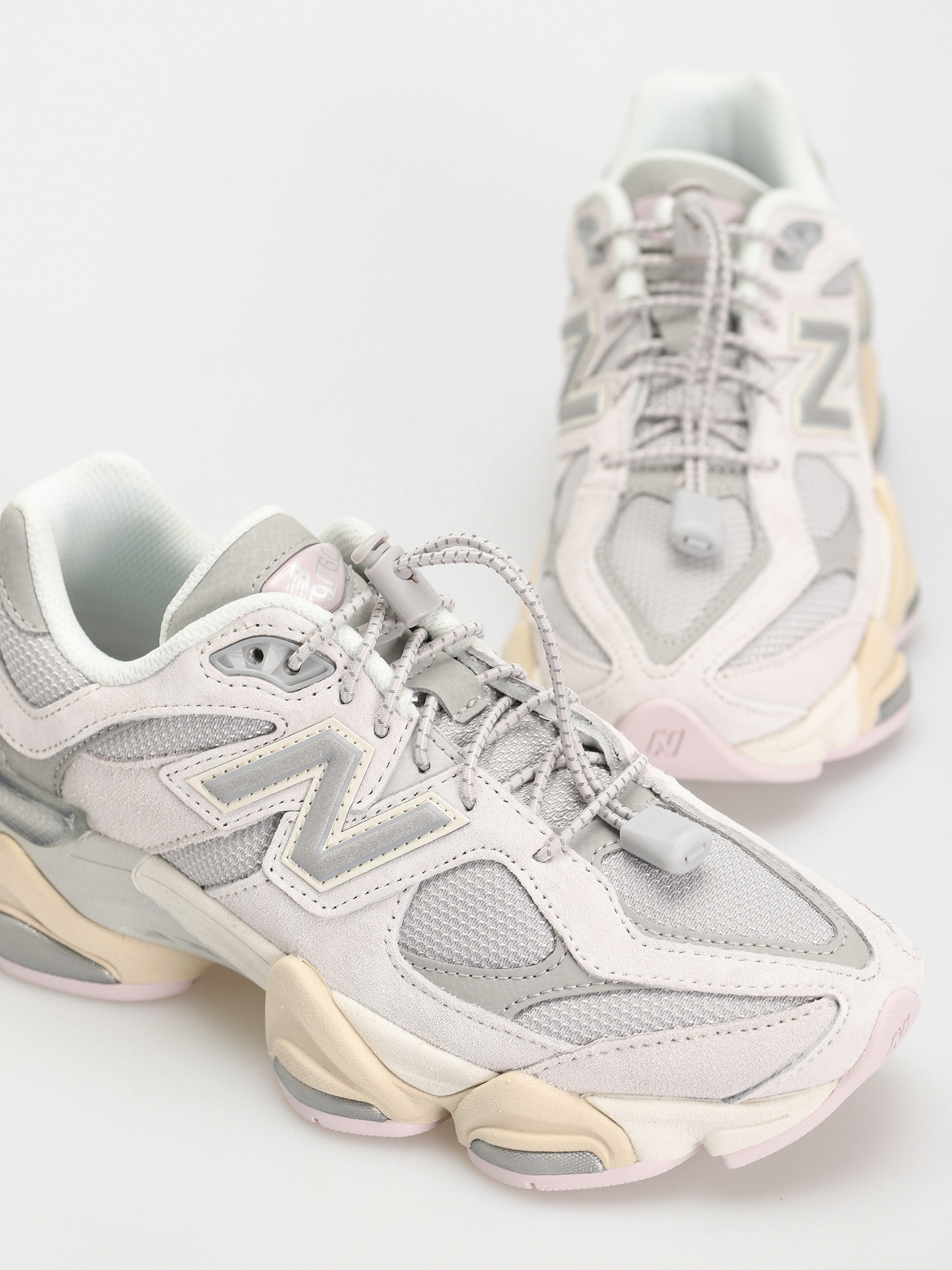Buty New Balance 9060 (grey matter)