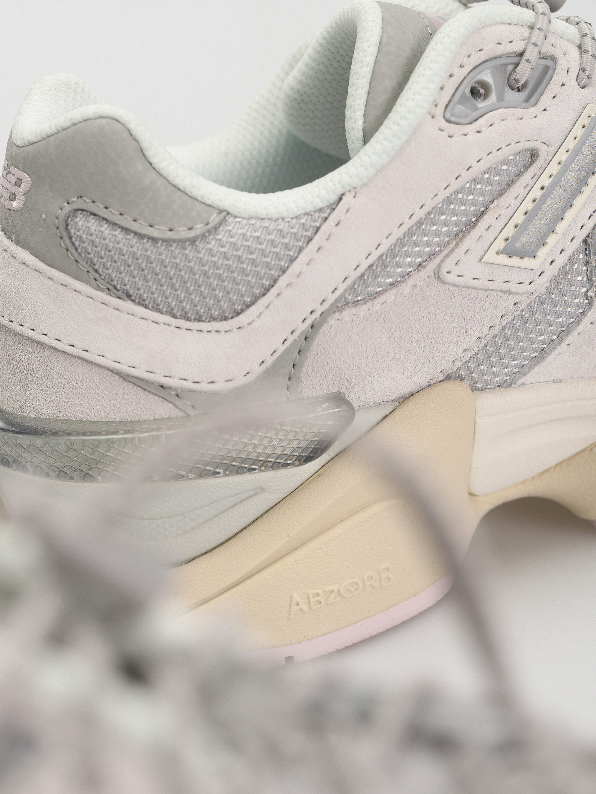 Buty New Balance 9060 (grey matter)