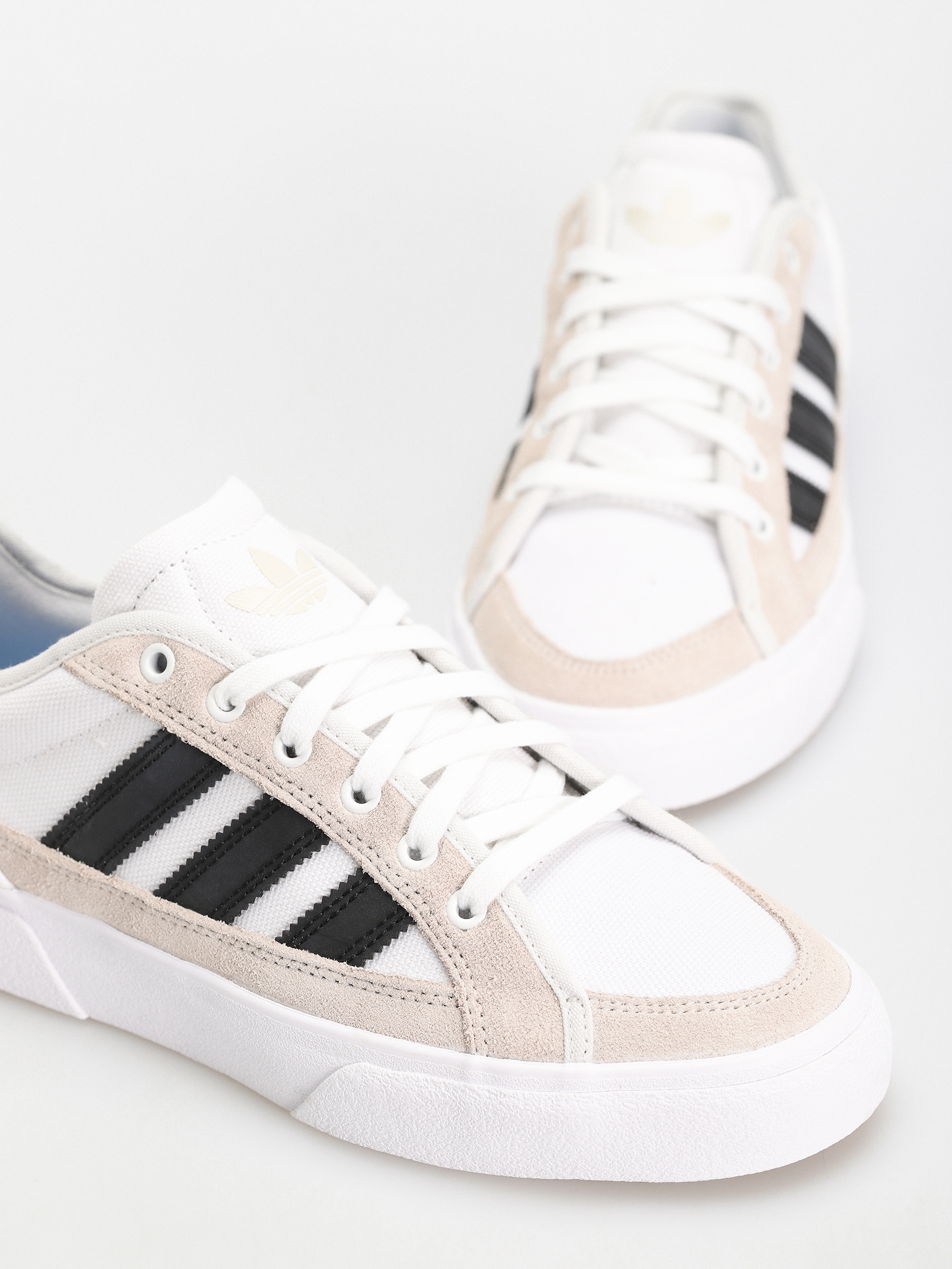 Buty adidas Court TNS Premiere (crywht/cblack/ftwwht)