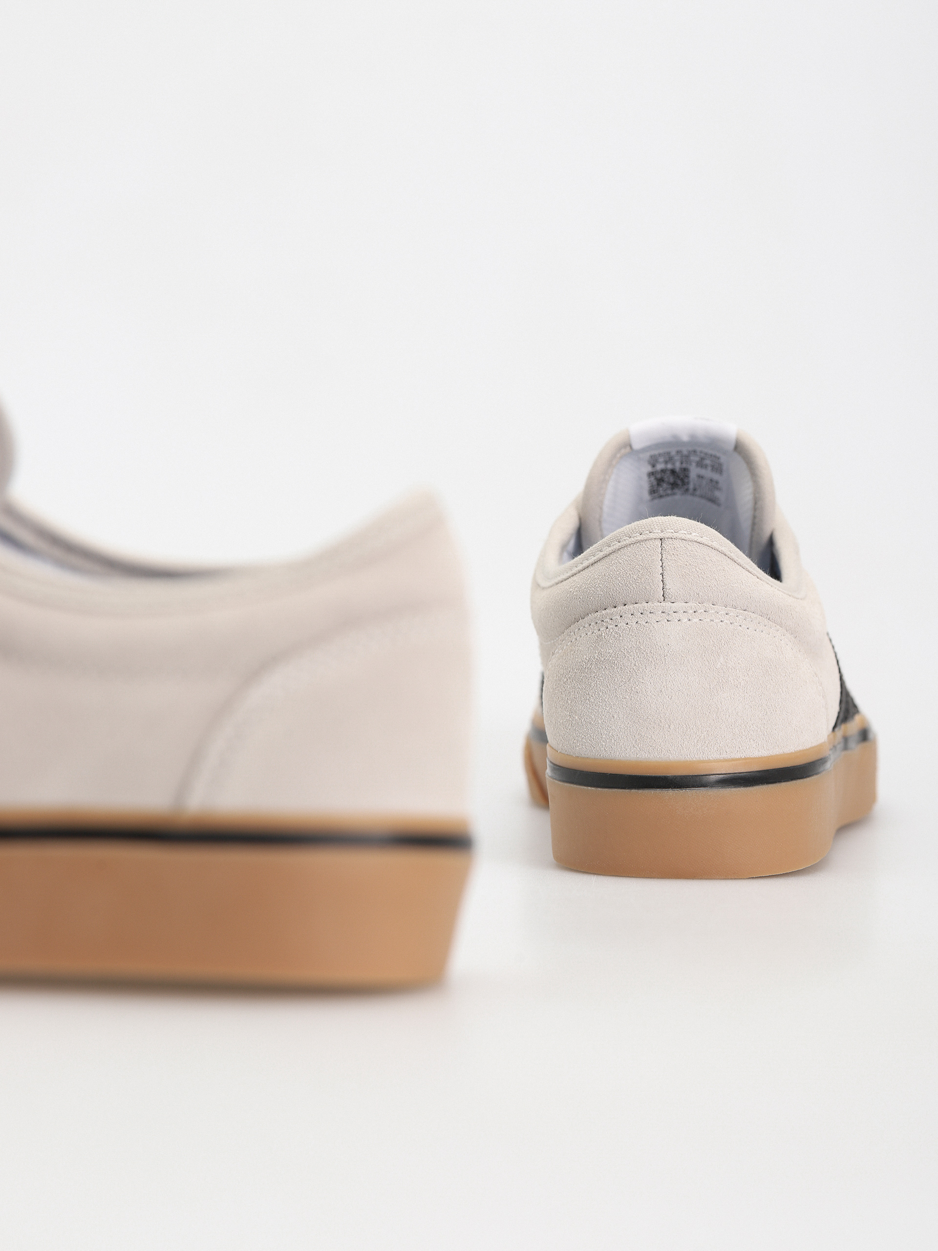 Buty adidas Adi Ease (crywht/cblack/gum4)