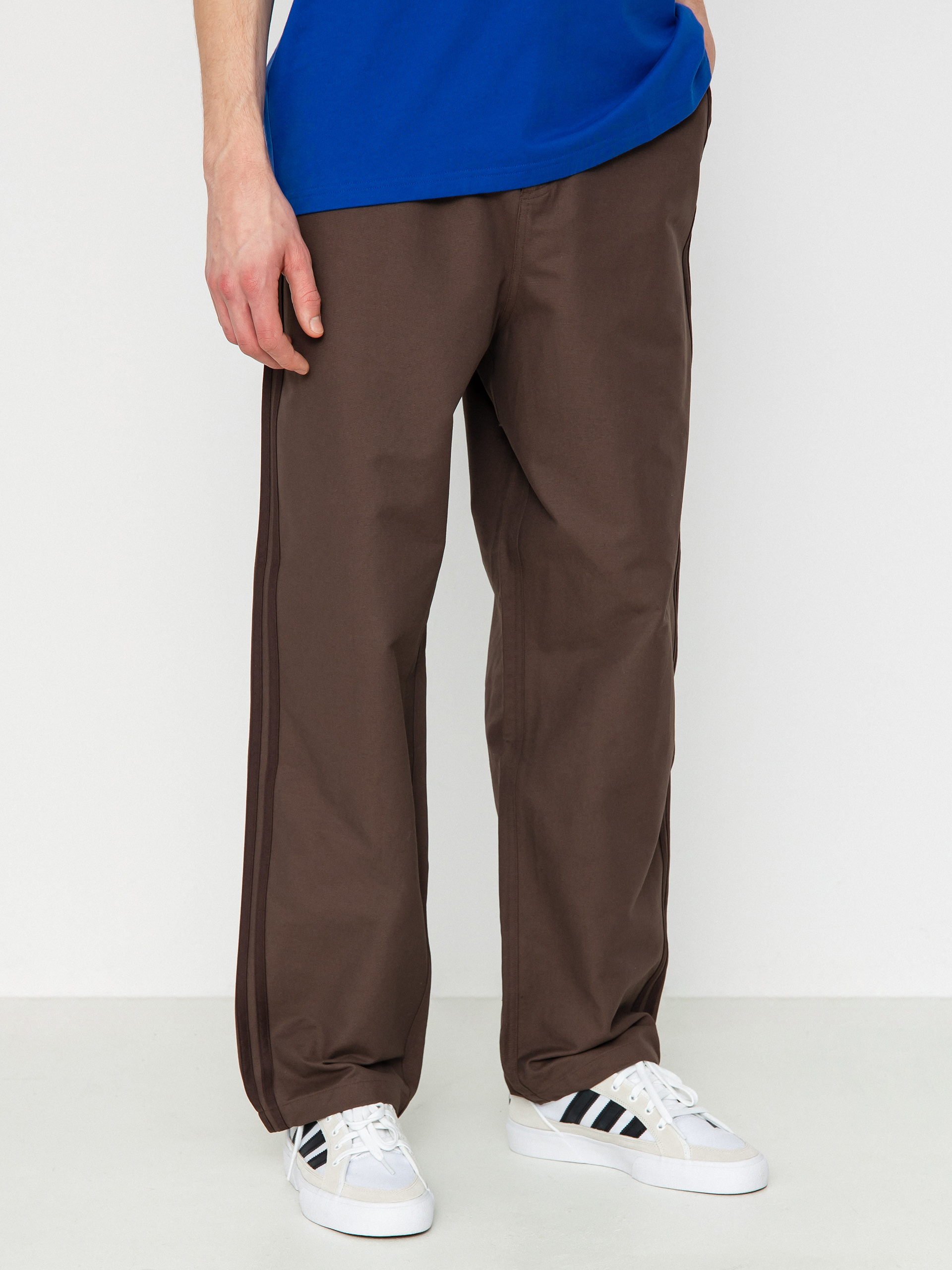 Spodnie adidas Skate Chino (brown/dbrown)