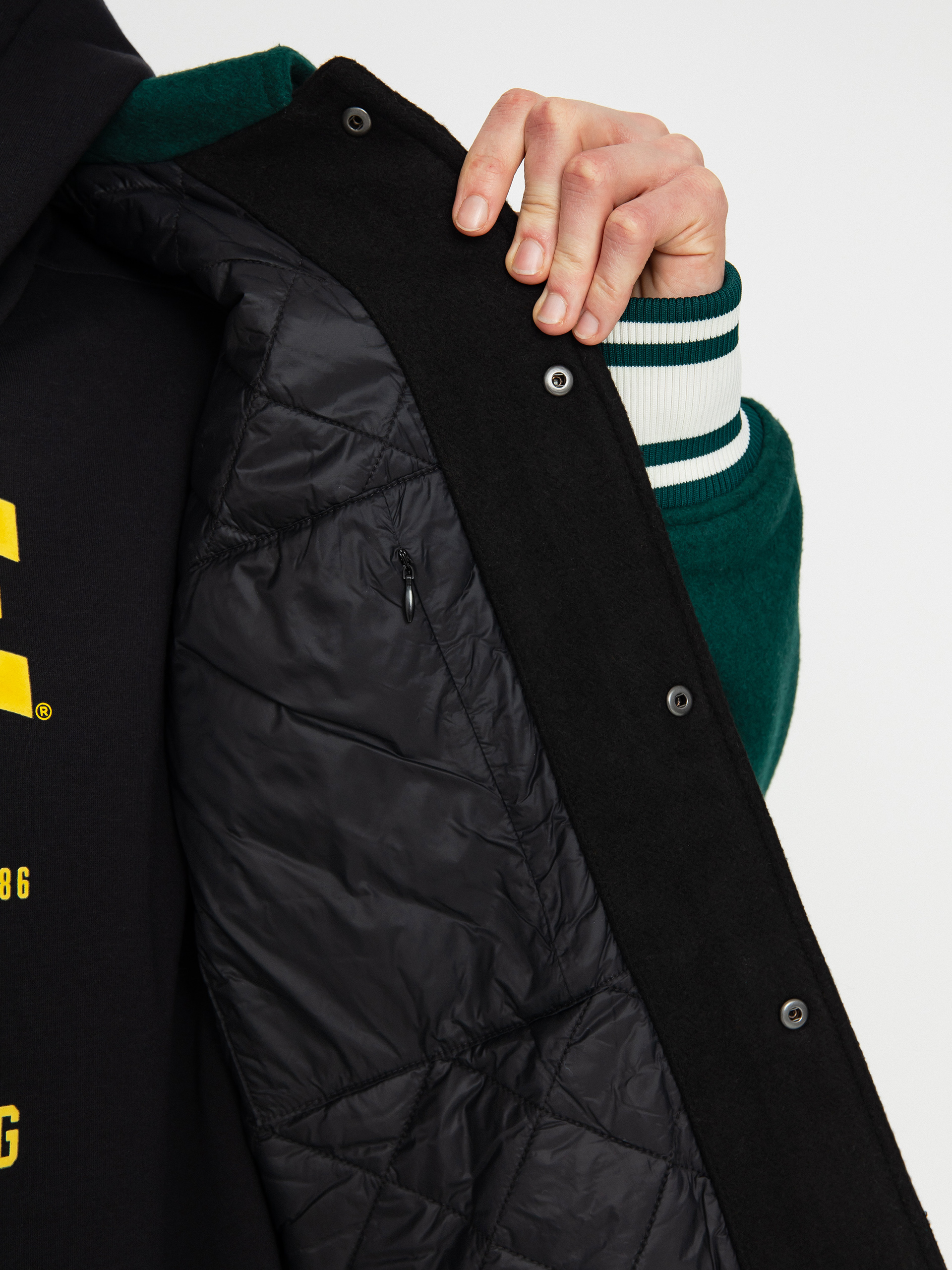 Kurtka Champion X Coca Cola Bomber Jacket 220191 (nbk/hlg/ofw)