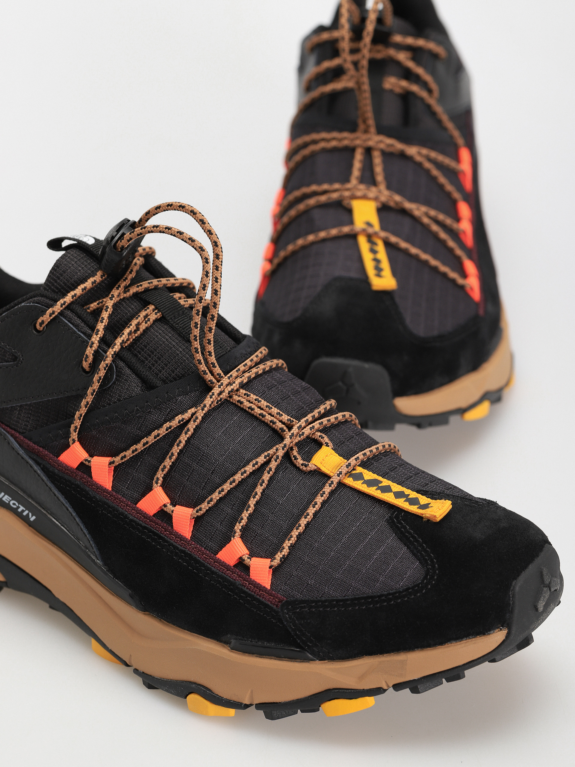 Buty The North Face Vectiv Taraval Tech (tnf black/boysenberry)