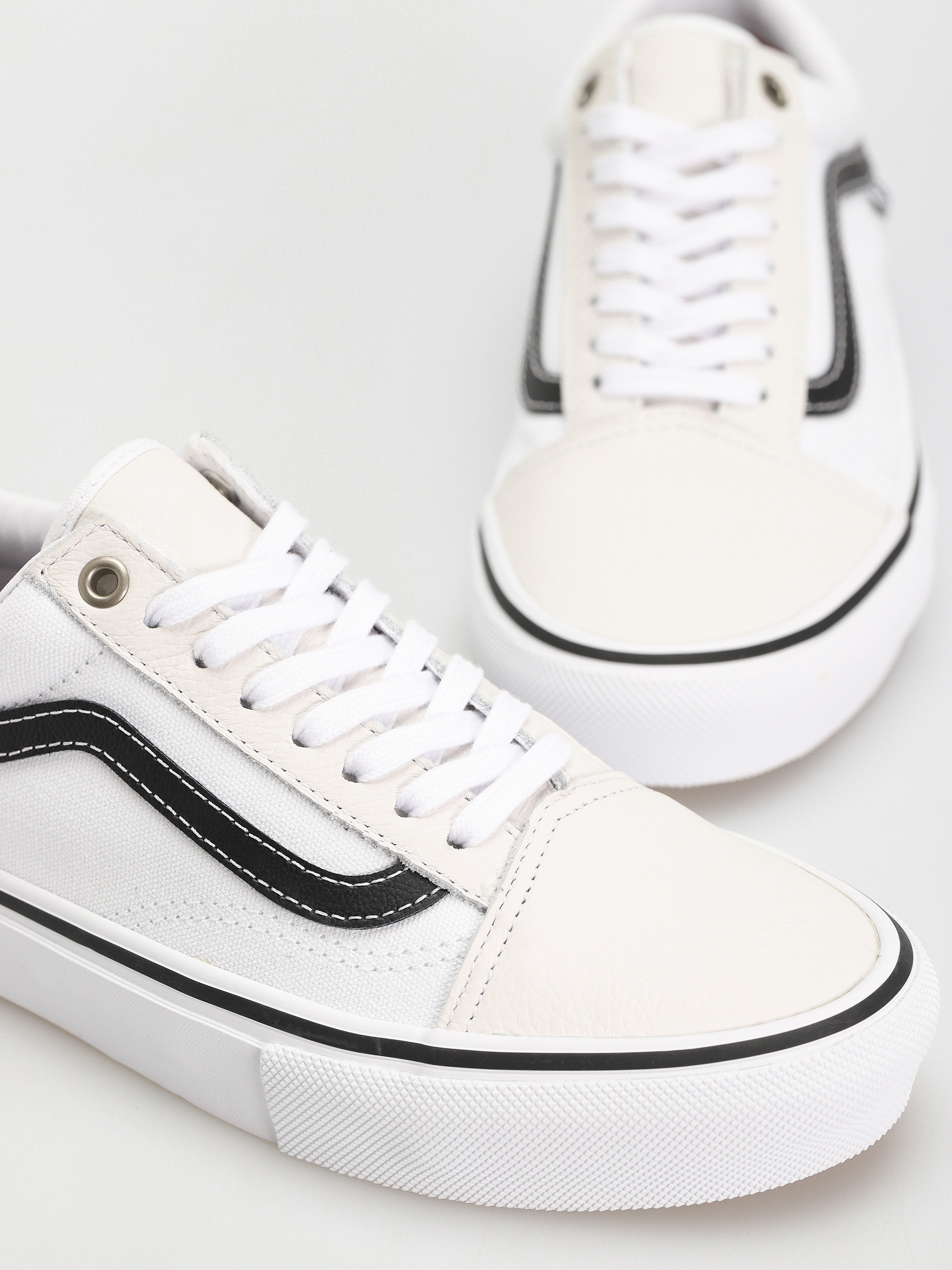 Buty Vans Skate Old Skool (leather white/white)