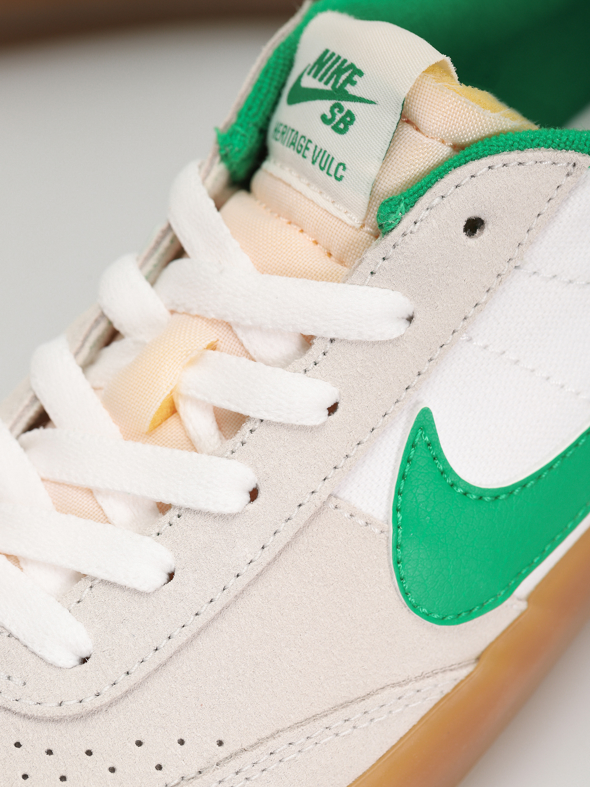 Buty Nike SB Heritage Vulc (summit white/lucky green white)