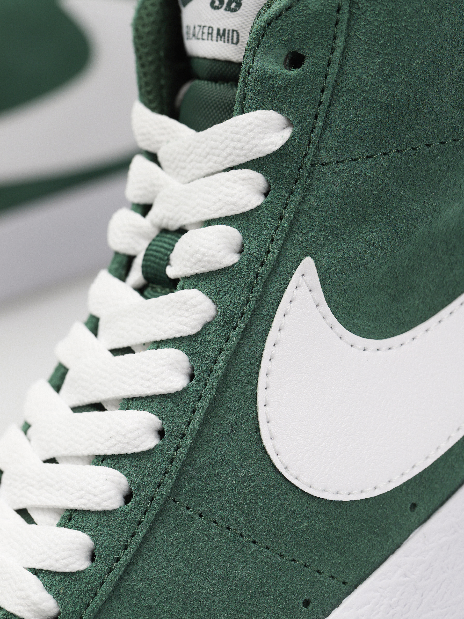 Buty Nike SB Zoom Blazer Mid (fir/white fir white)