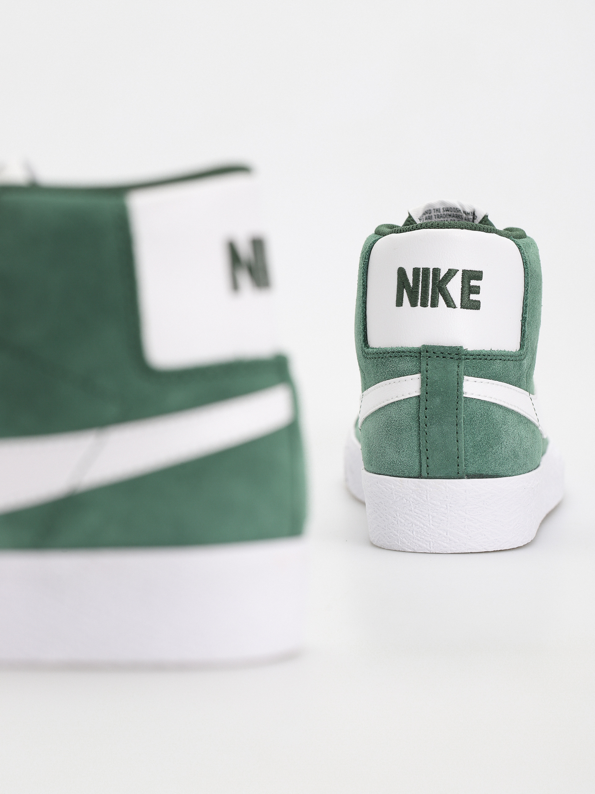 Buty Nike SB Zoom Blazer Mid (fir/white fir white)