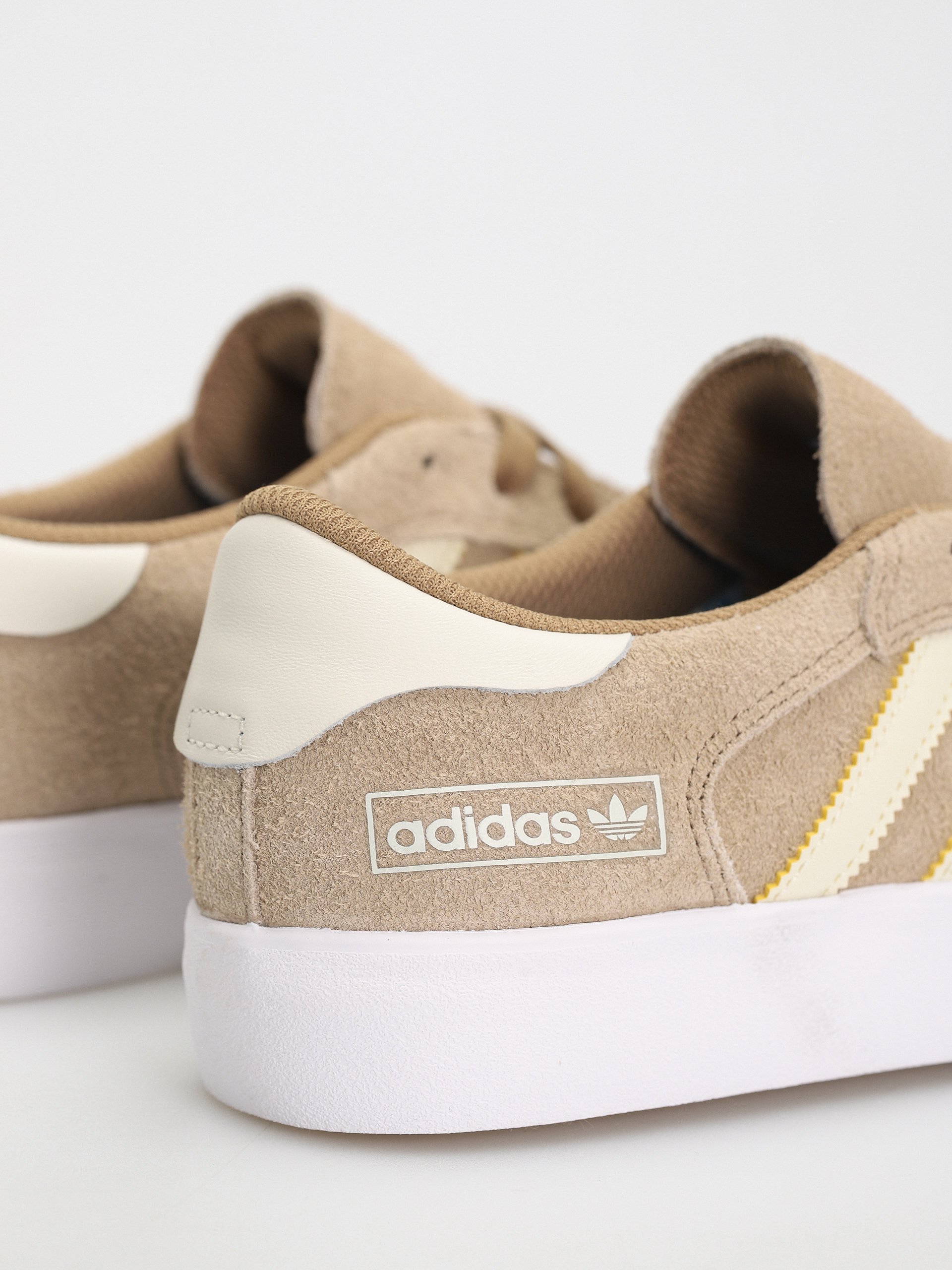 Buty adidas Matchbreak Super (cardbo/ivory/ftwwht)
