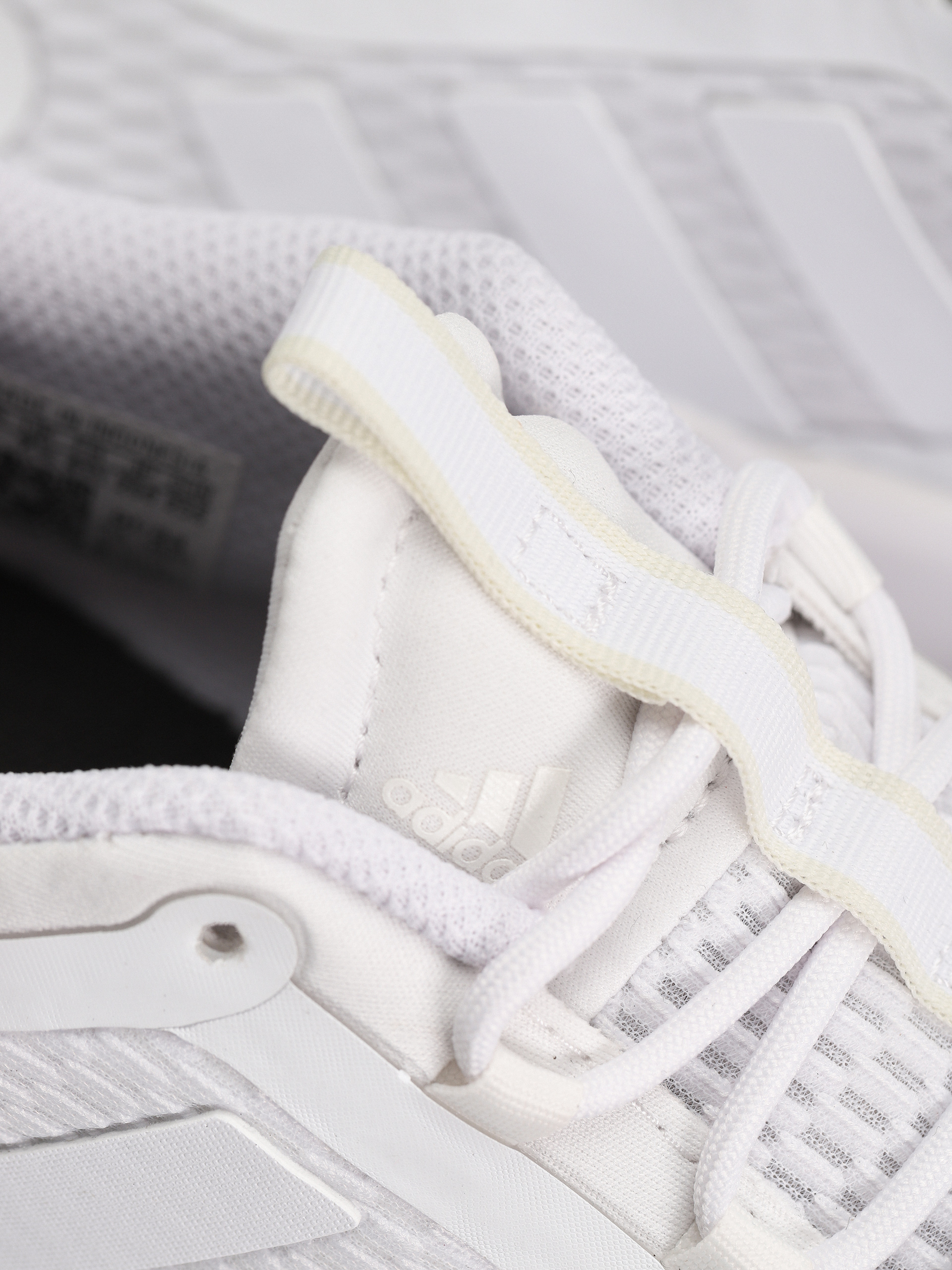 Buty adidas AlphaBounce + (ftwwht/ftwwht/cwhite)