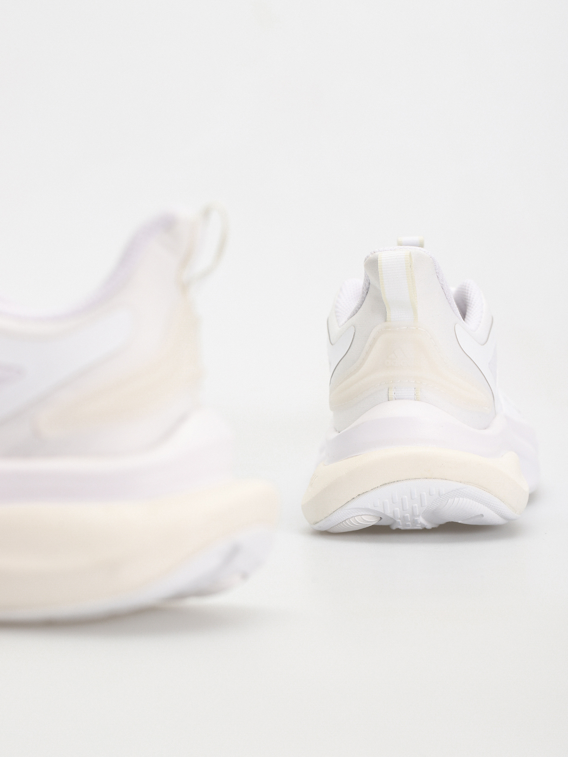 Buty adidas AlphaBounce + (ftwwht/ftwwht/cwhite)