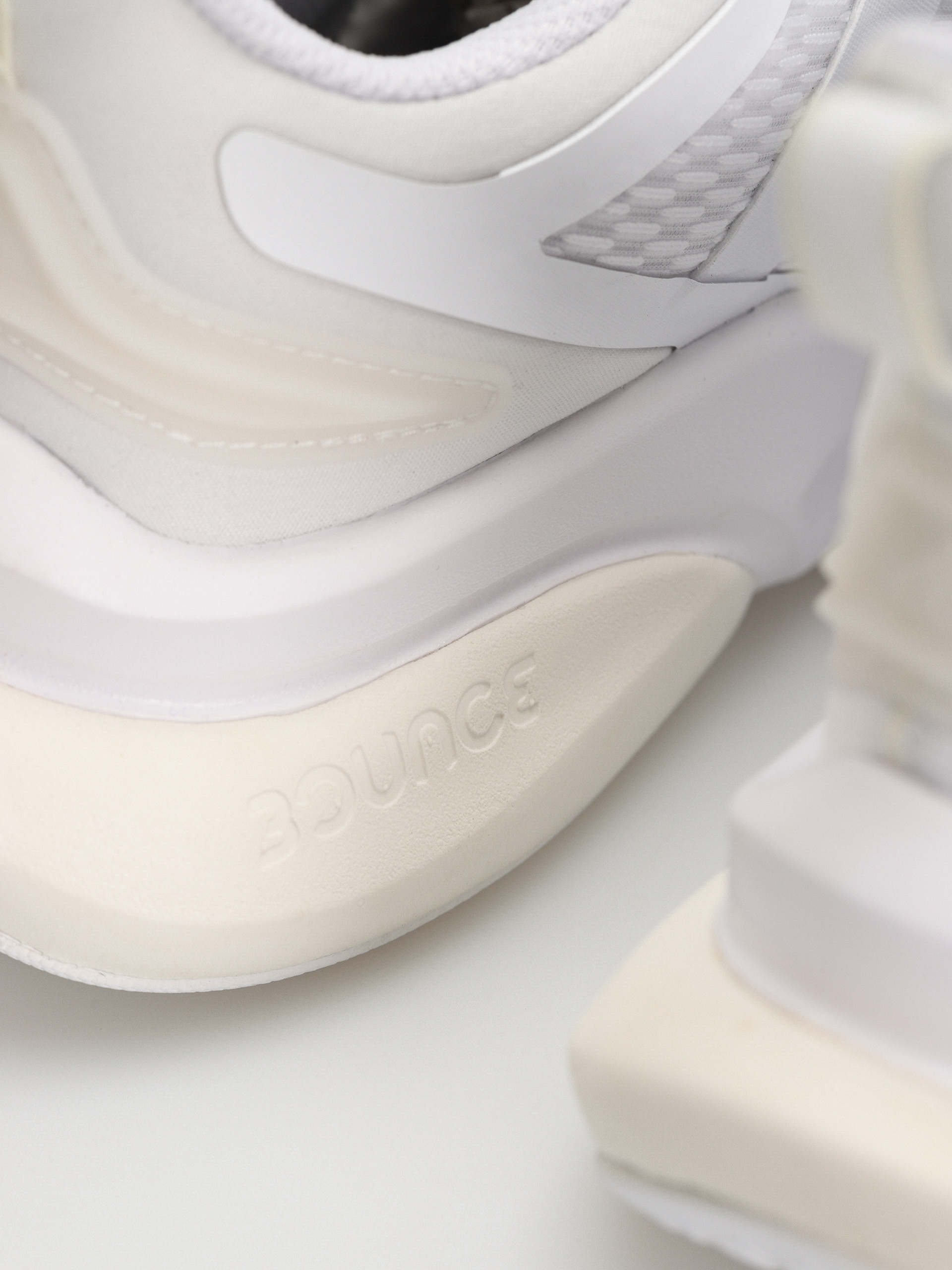 Buty adidas AlphaBounce + (ftwwht/ftwwht/cwhite)