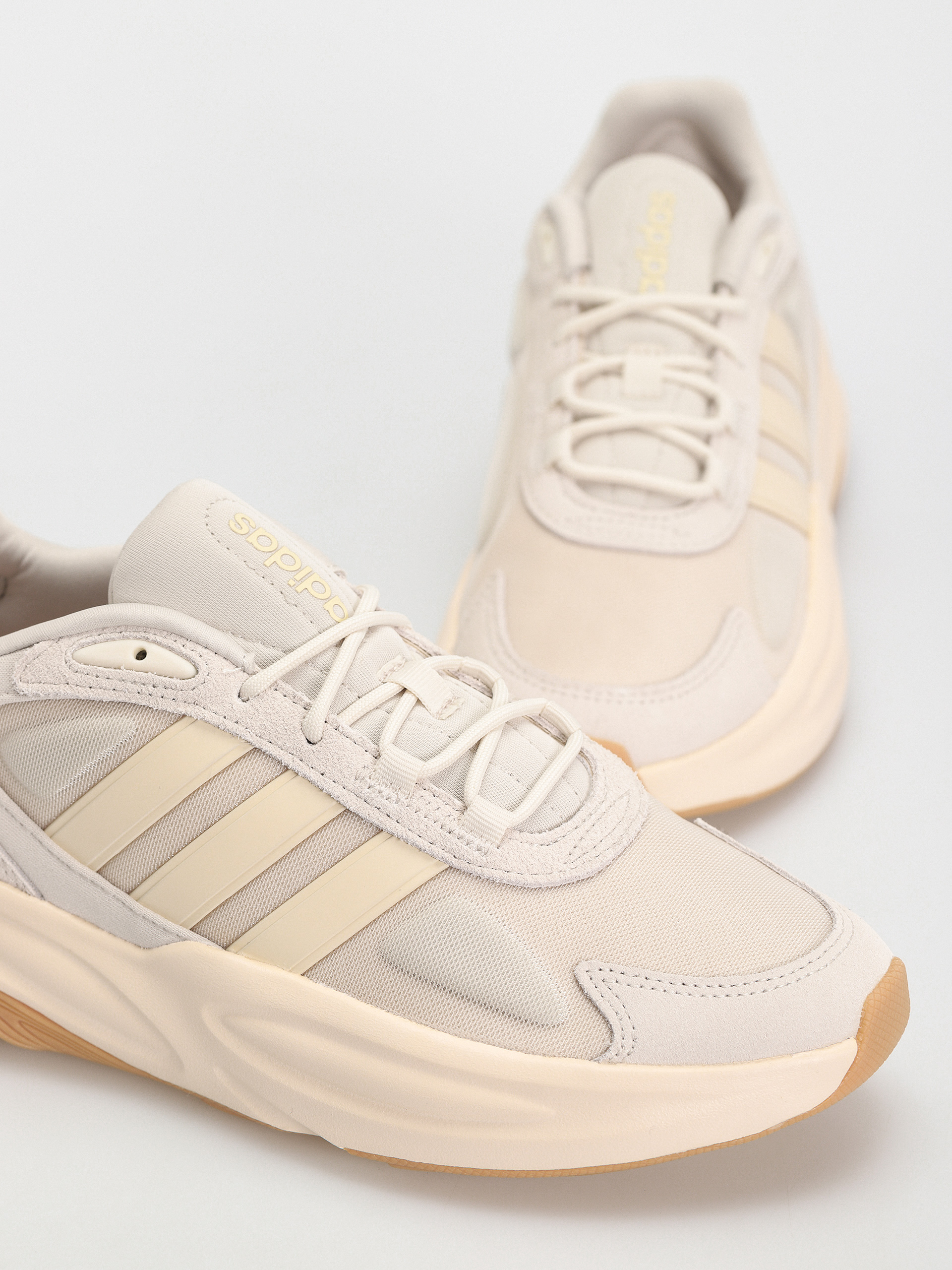 Buty adidas Ozelle (alumin/wonwhi/gum3)