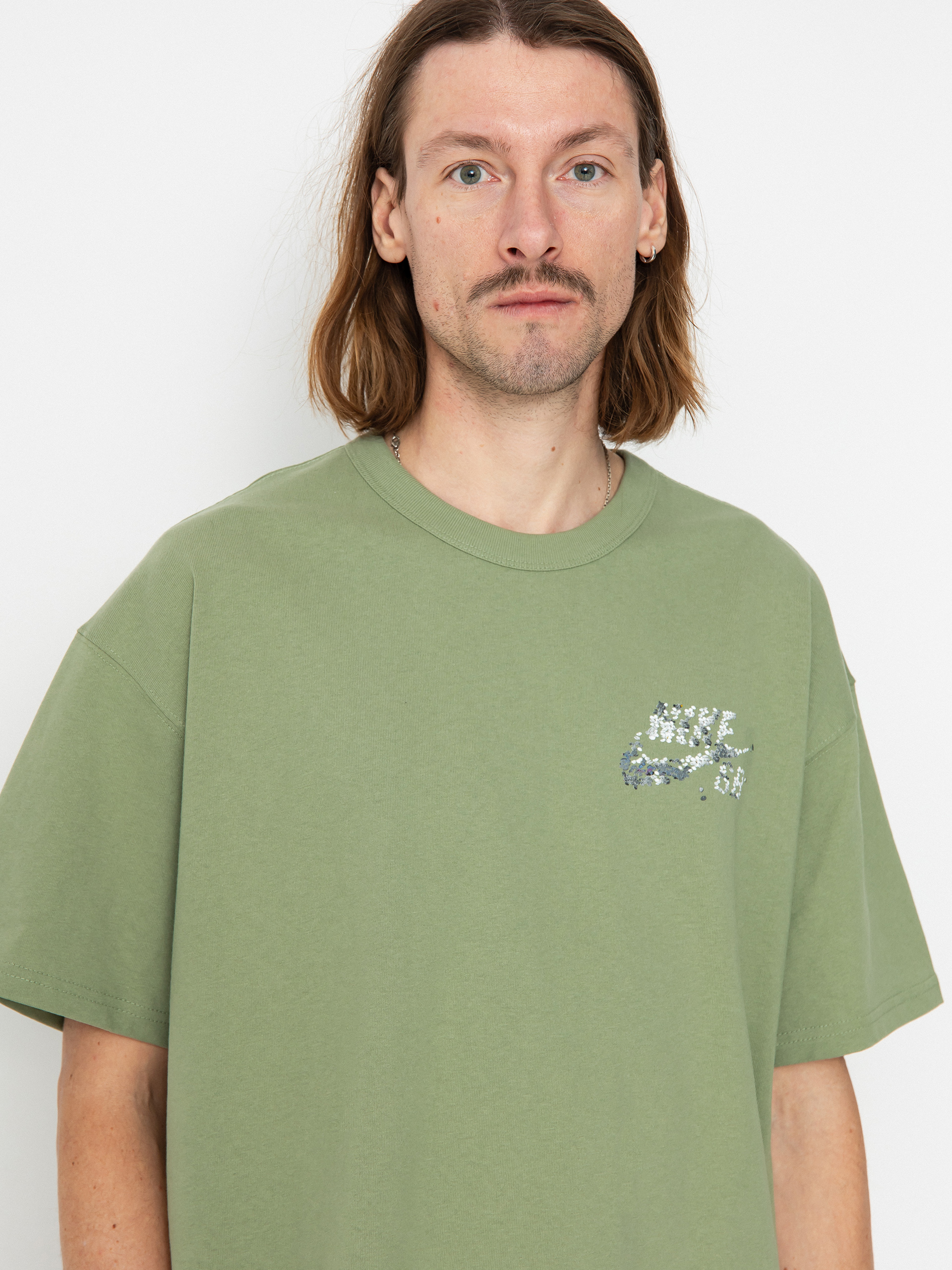 T-shirt Nike SB M90 Sust Yuto (oil green)