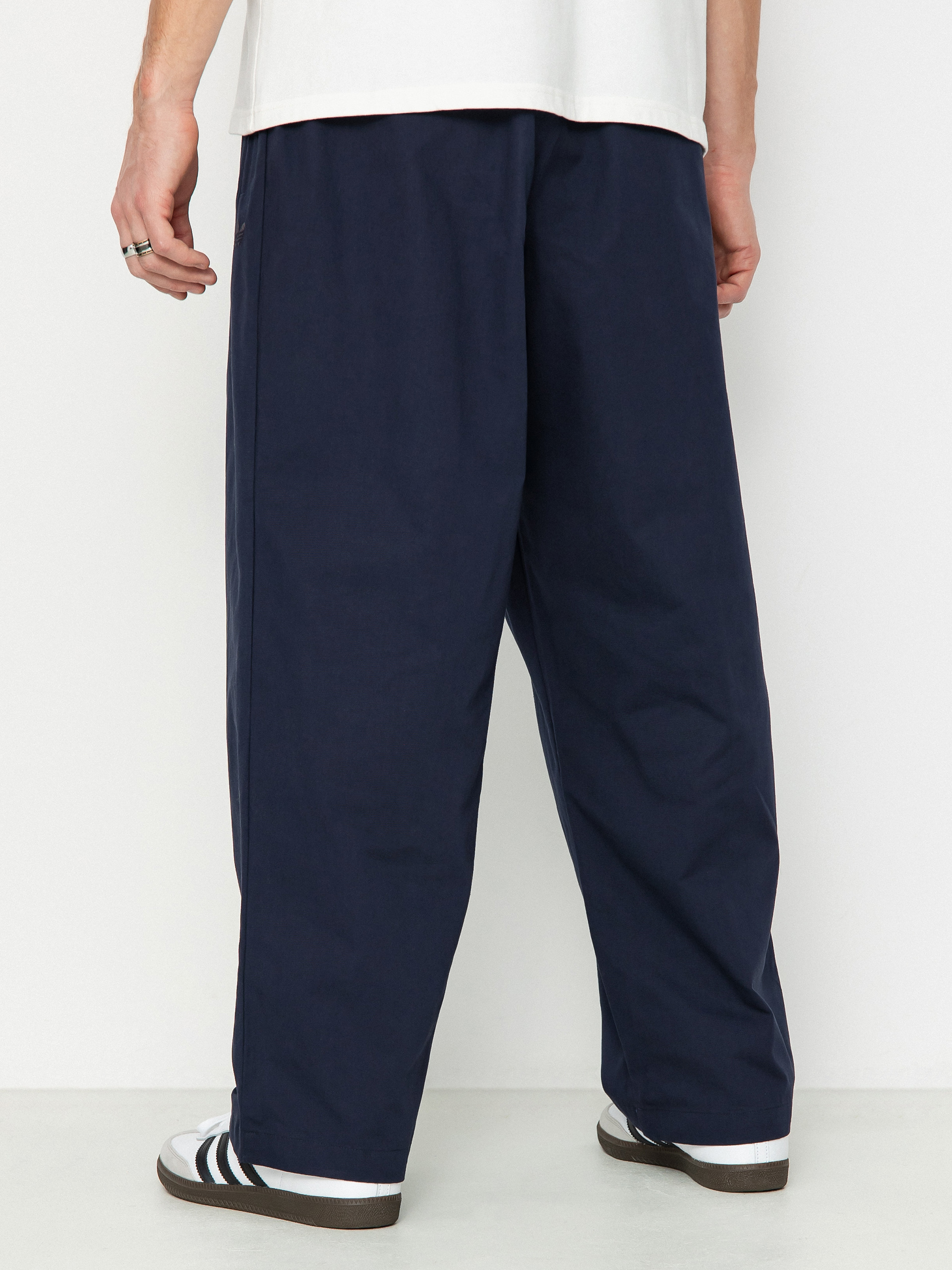 Spodnie adidas Pintuck (legink/black)