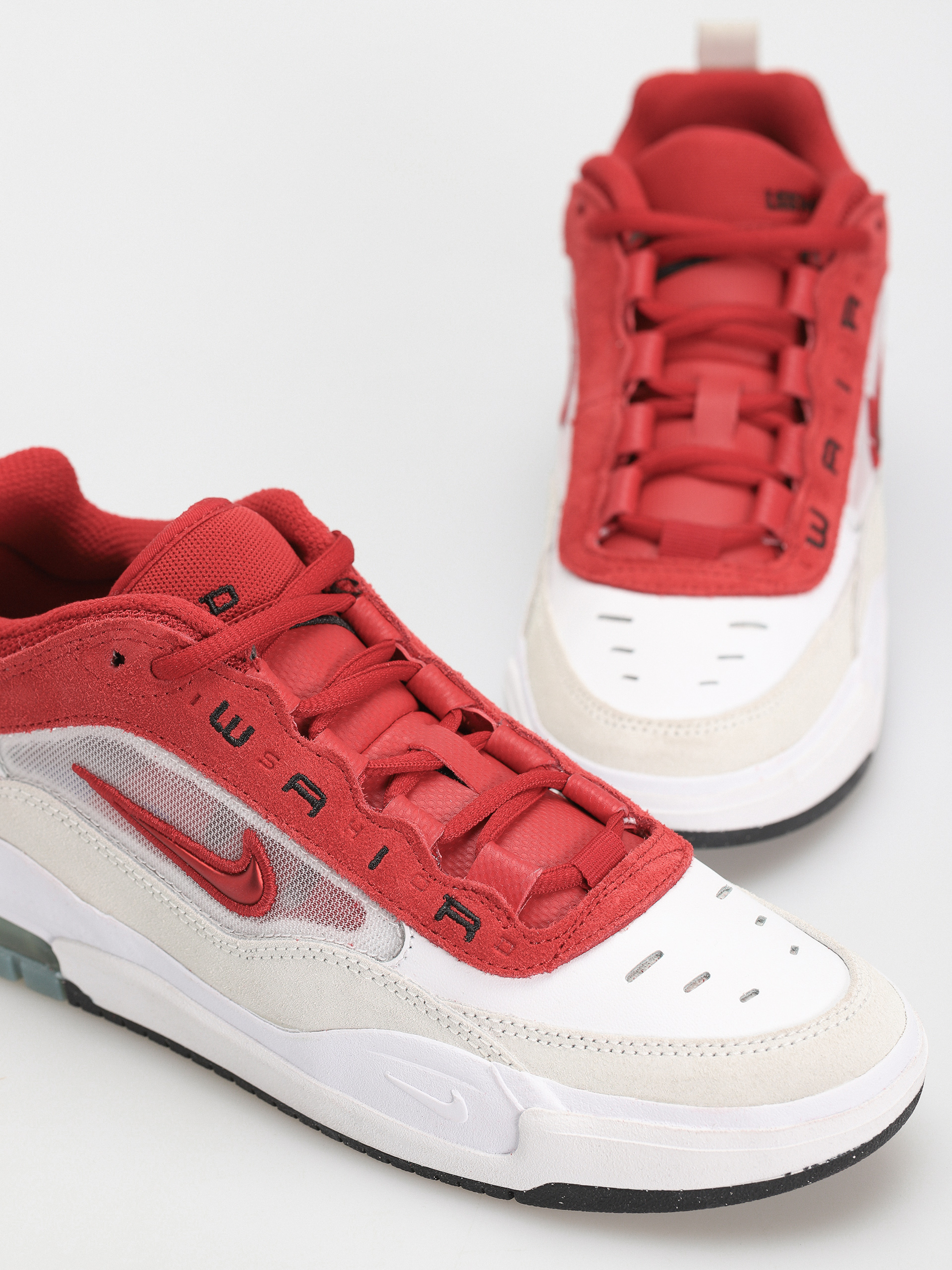 Buty Nike SB Ishod 2 (white/varsity red summit white)