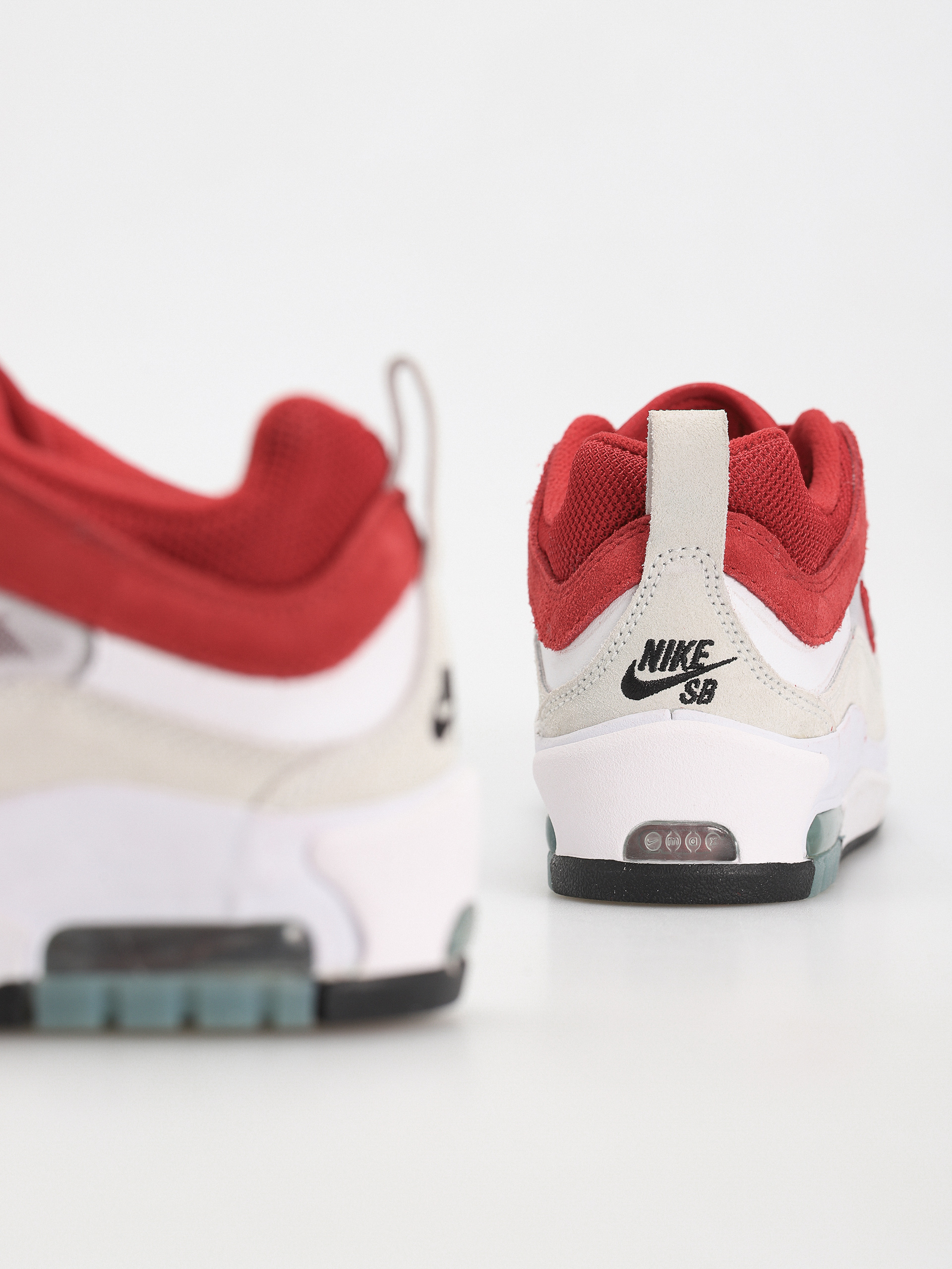 Buty Nike SB Ishod 2 (white/varsity red summit white)