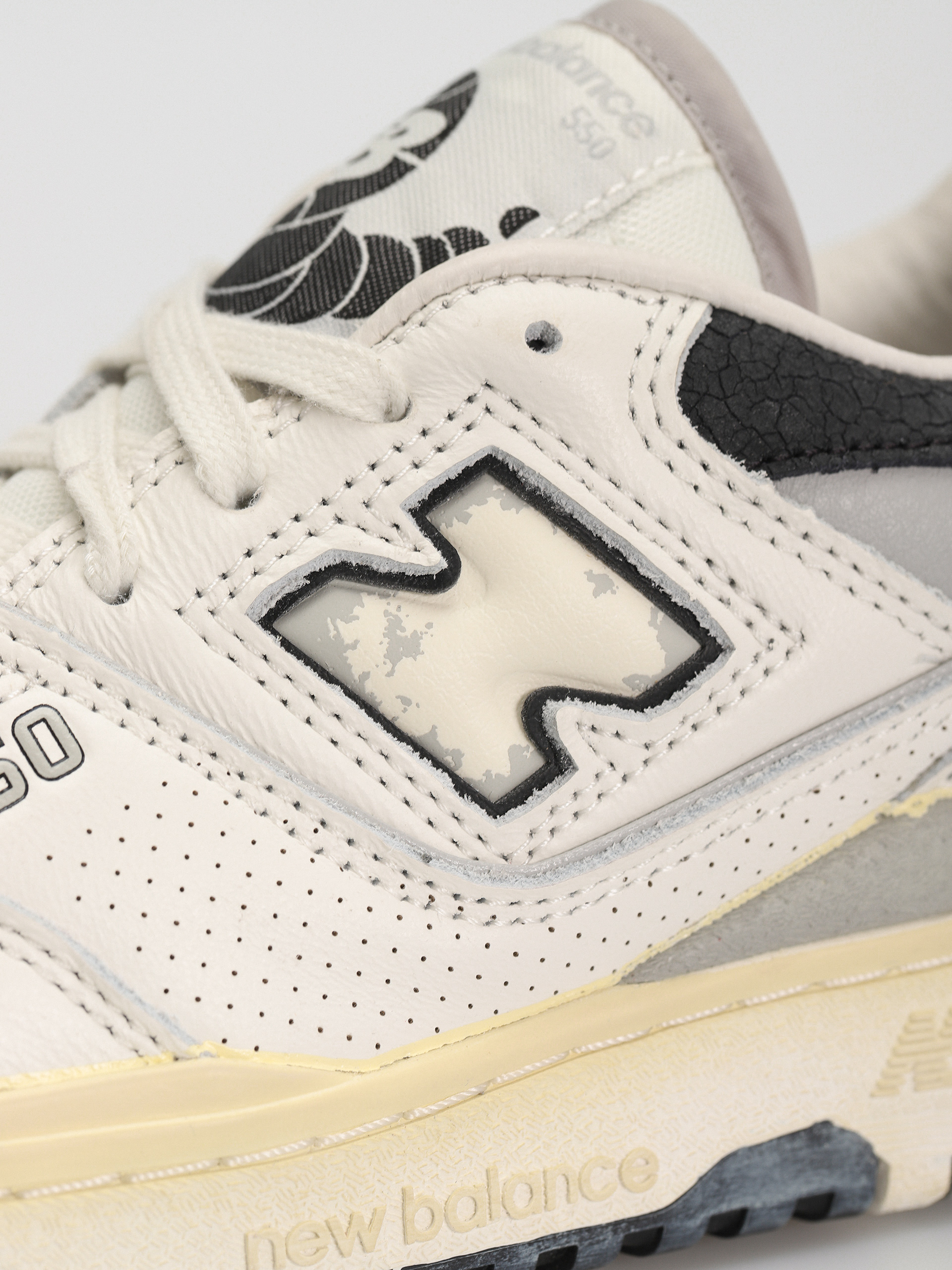 Buty New Balance 550 (vintage grey)
