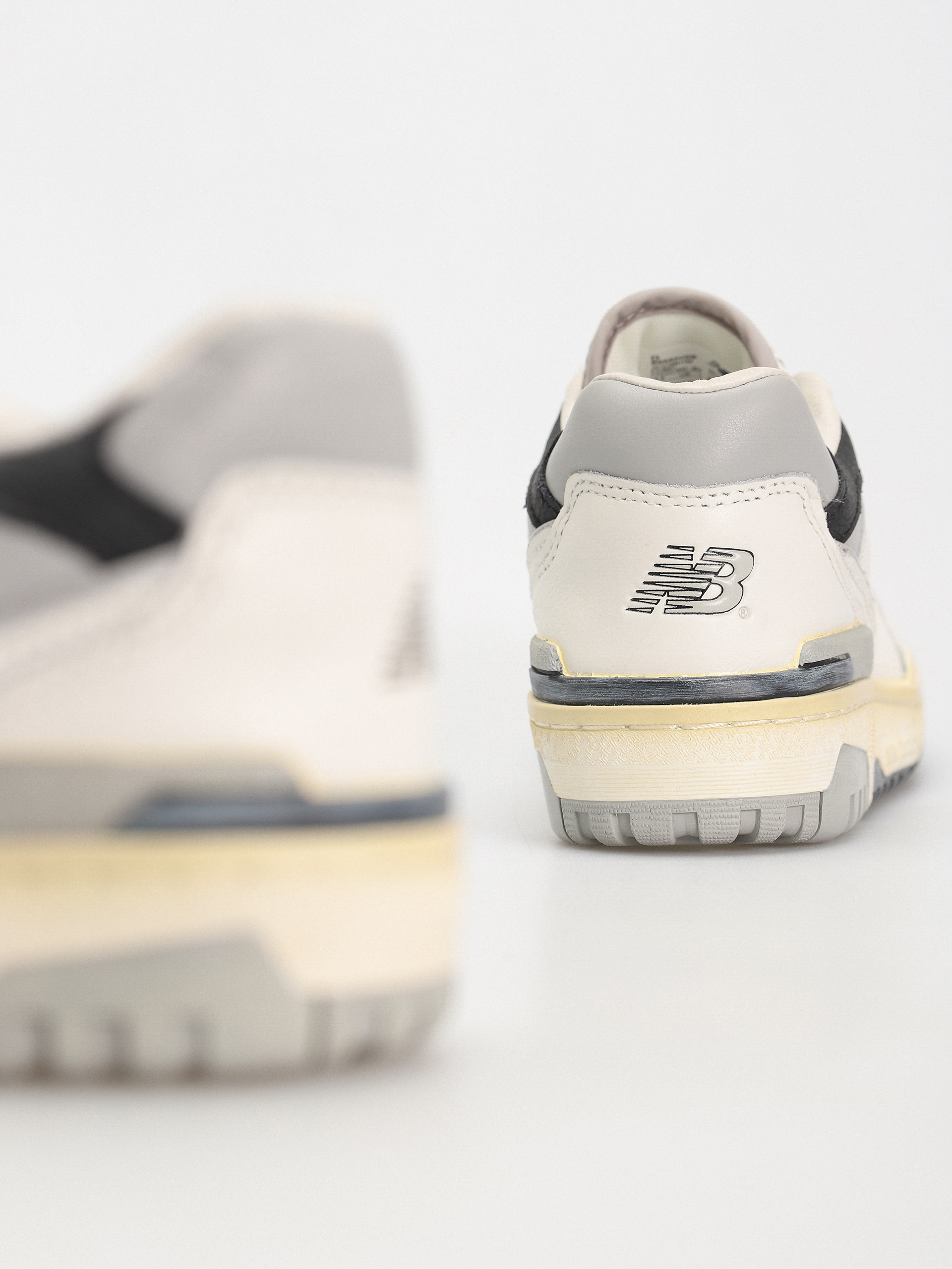 Buty New Balance 550 (vintage grey)