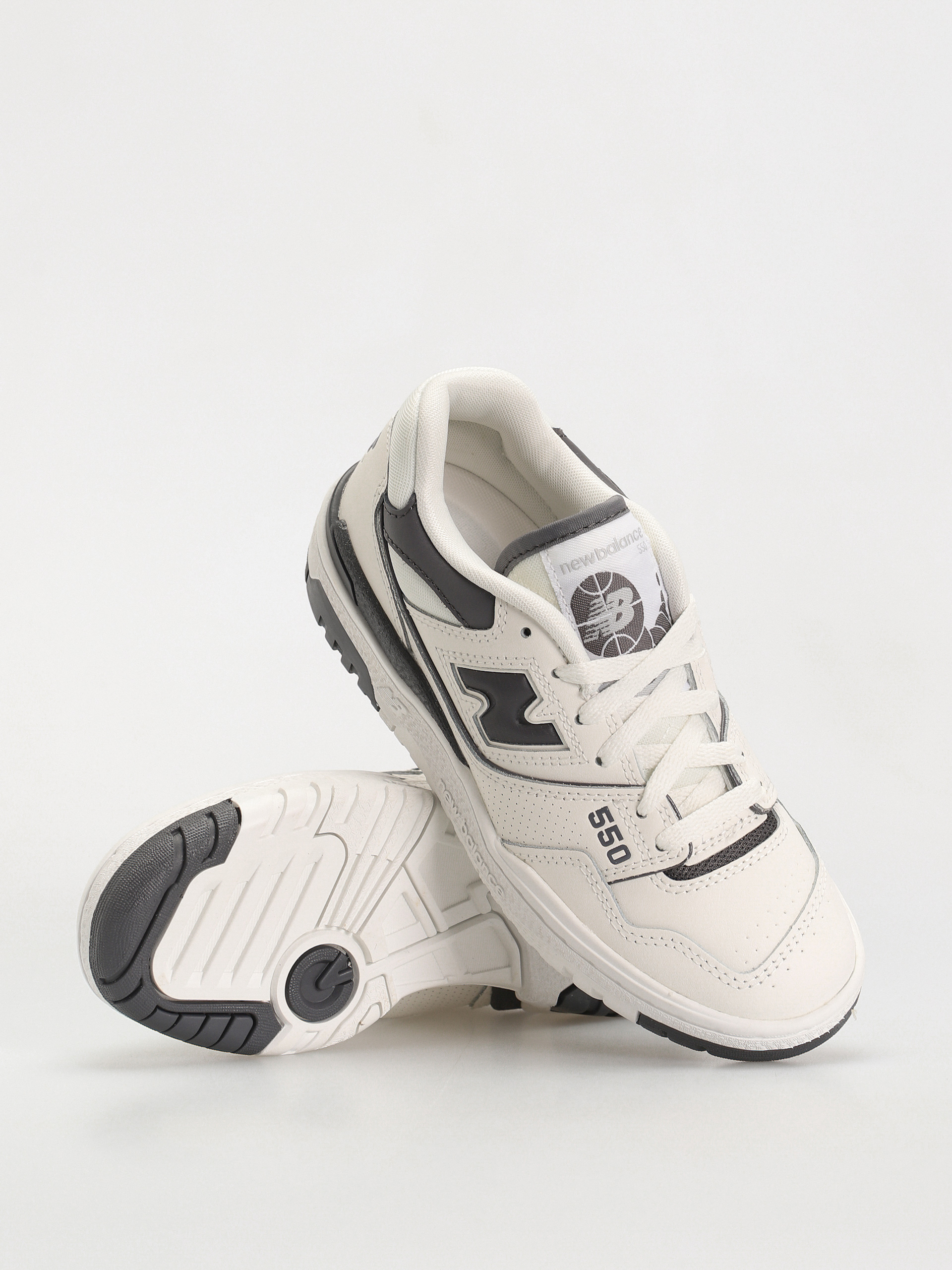 Buty New Balance 550 Wmn (sea salt magnet)