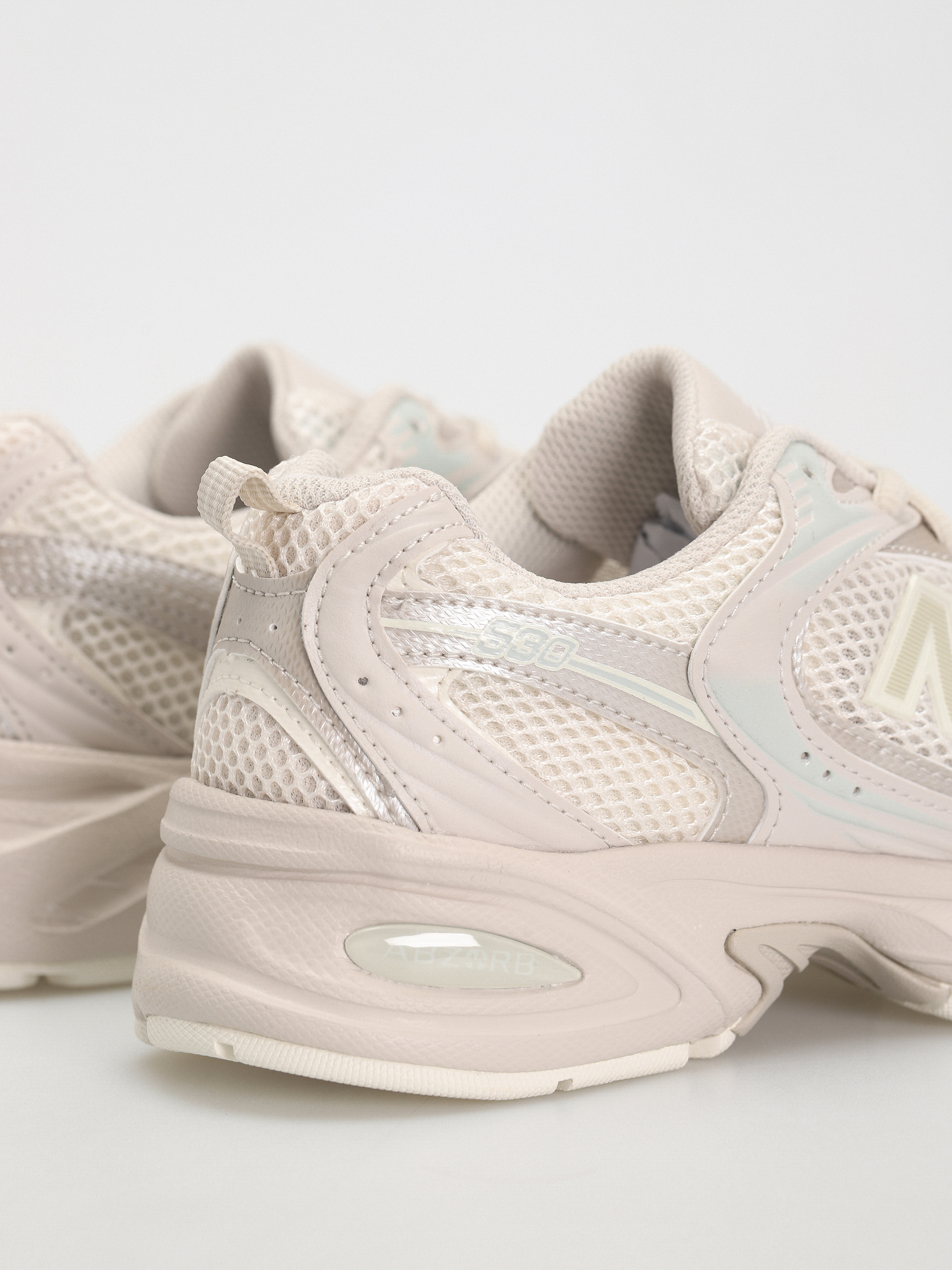 Buty New Balance 530 (moonbeam)