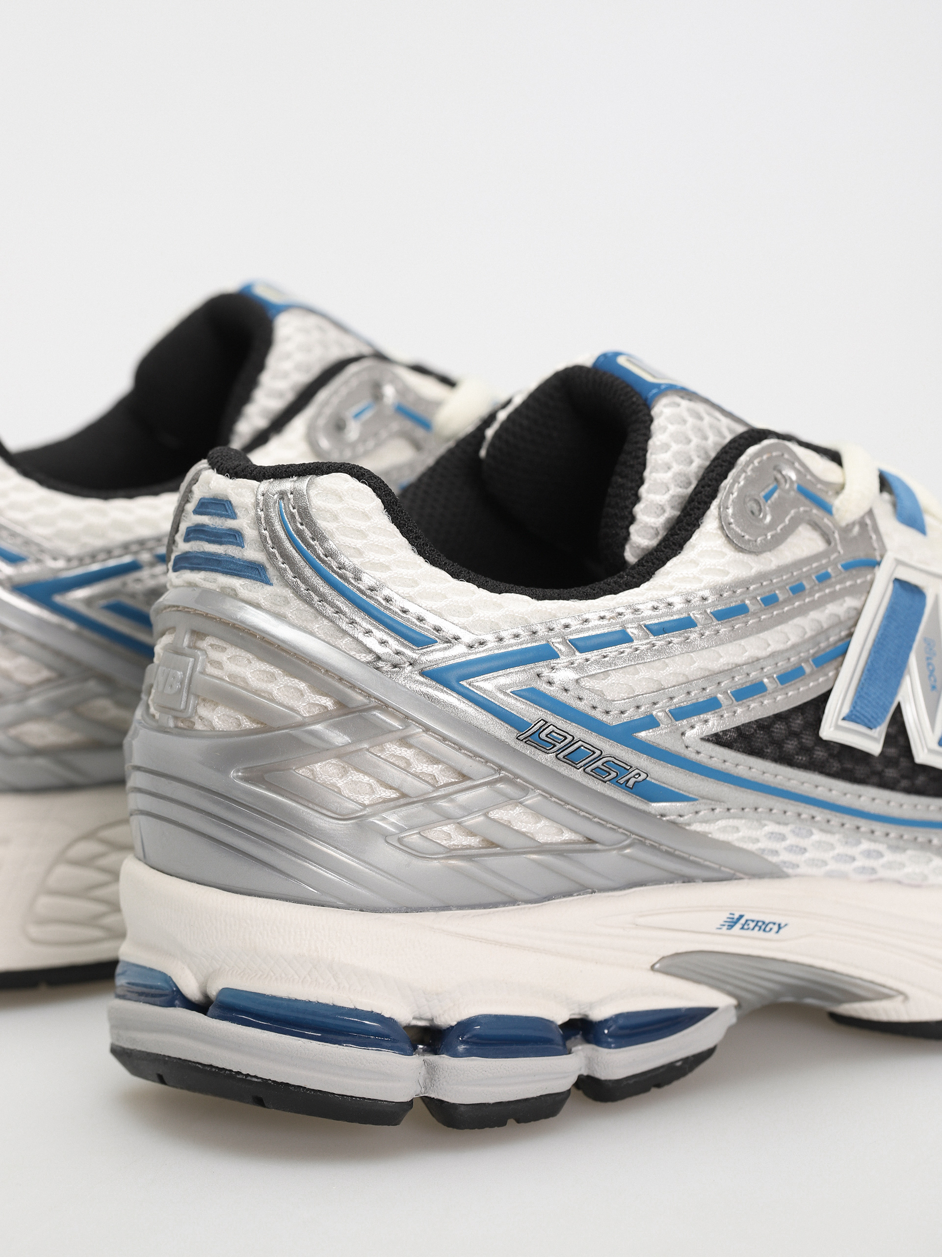 Buty New Balance 1906 (silver blue)
