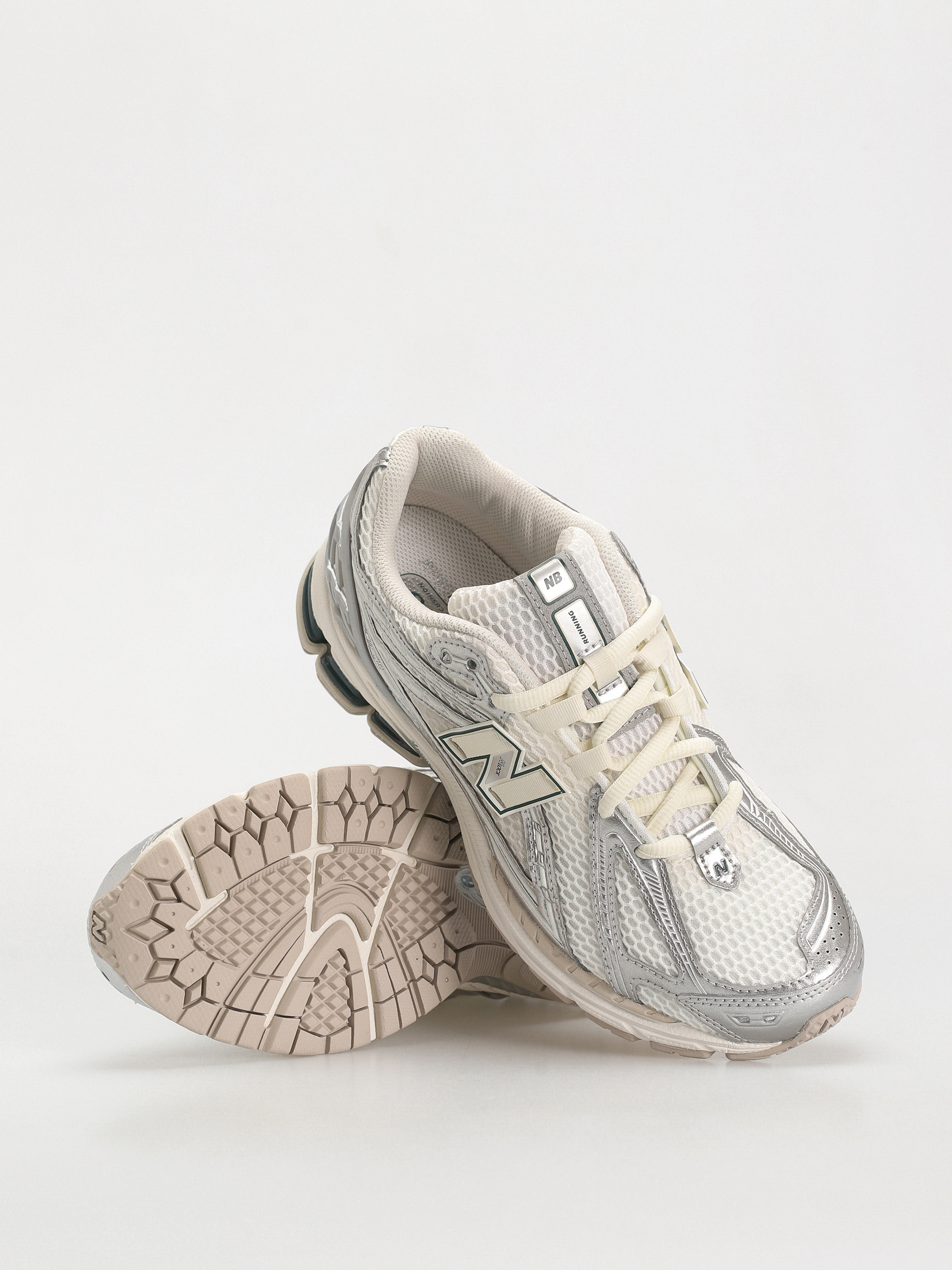 Buty New Balance 1906 (silver metallic)