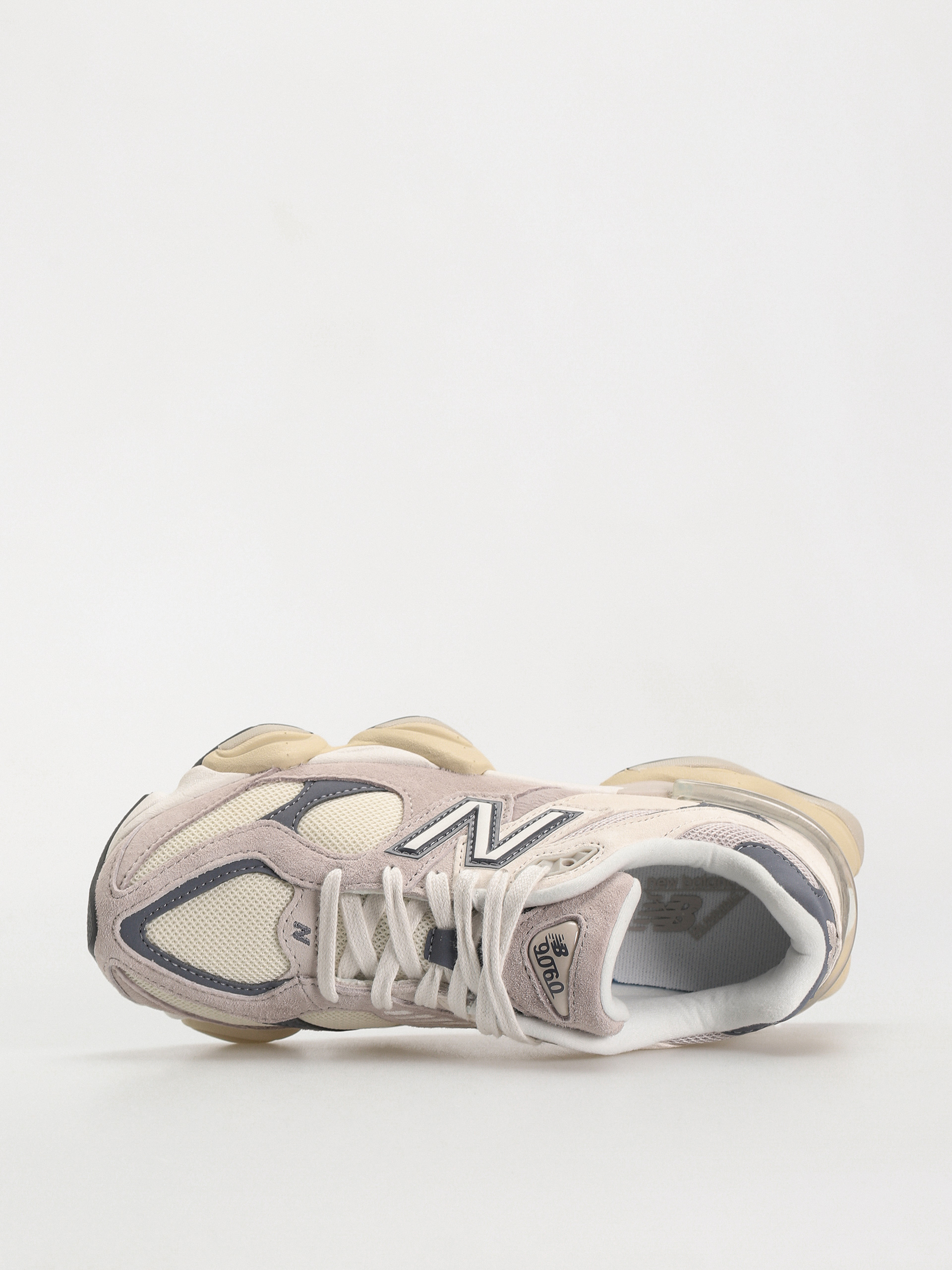 Buty New Balance 9060 (moonrock linen)