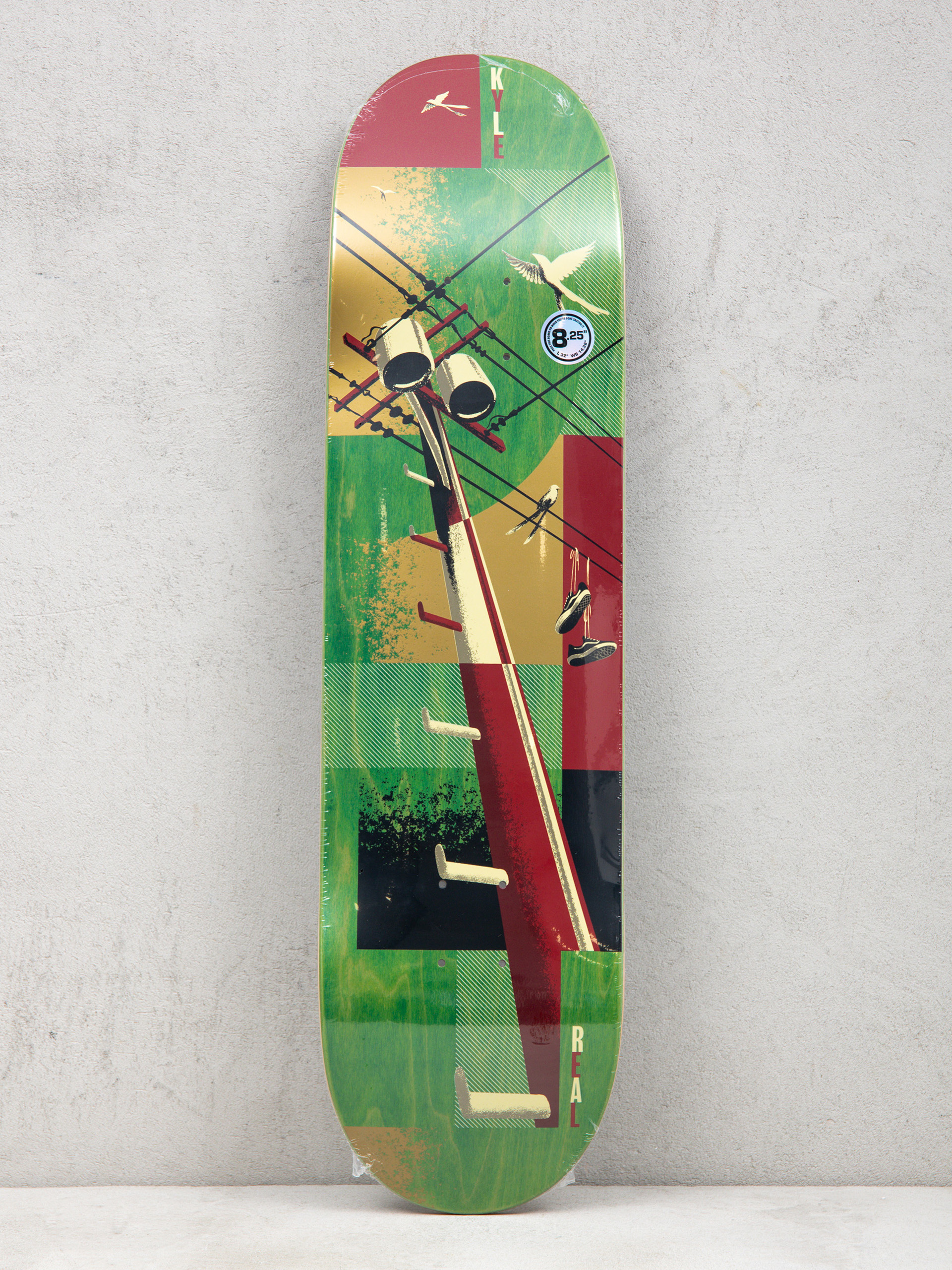 Deck Real Kyle Looking Up (green/maroon)