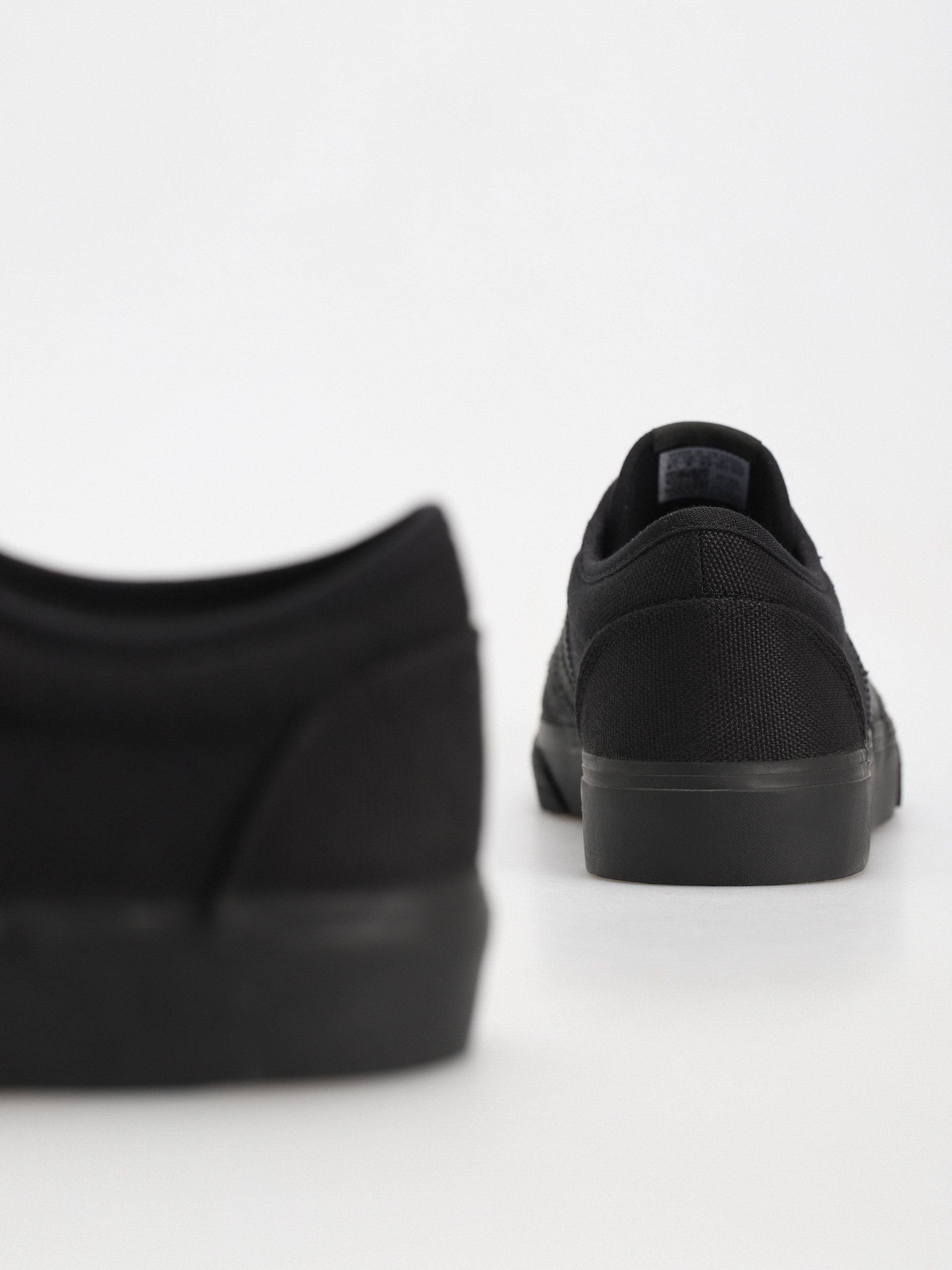 Buty adidas Adi Ease (cblack/carbon/cblack)