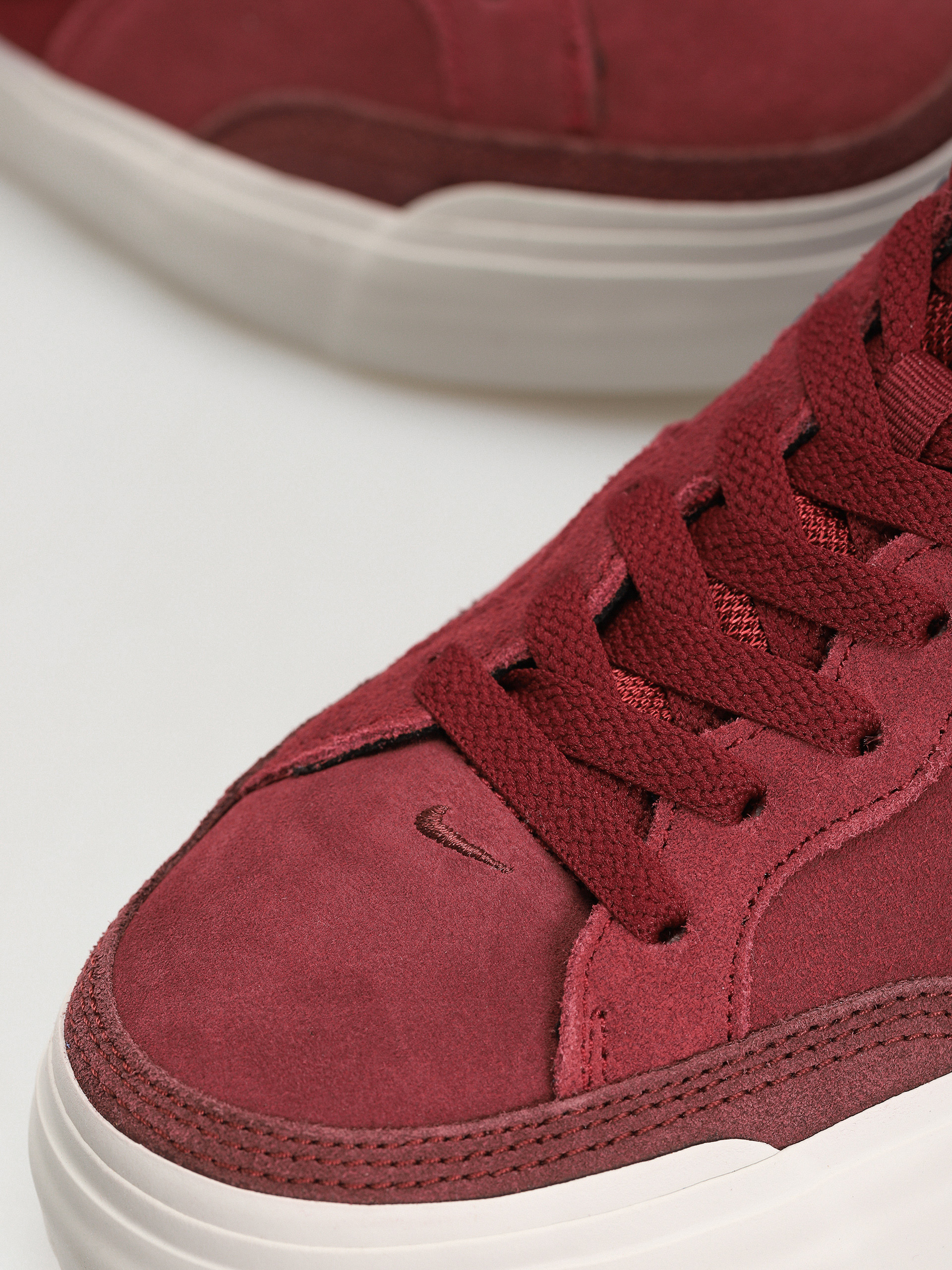 Buty Nike SB Zoom Pogo Plus (team red/hyper royal dark team red)