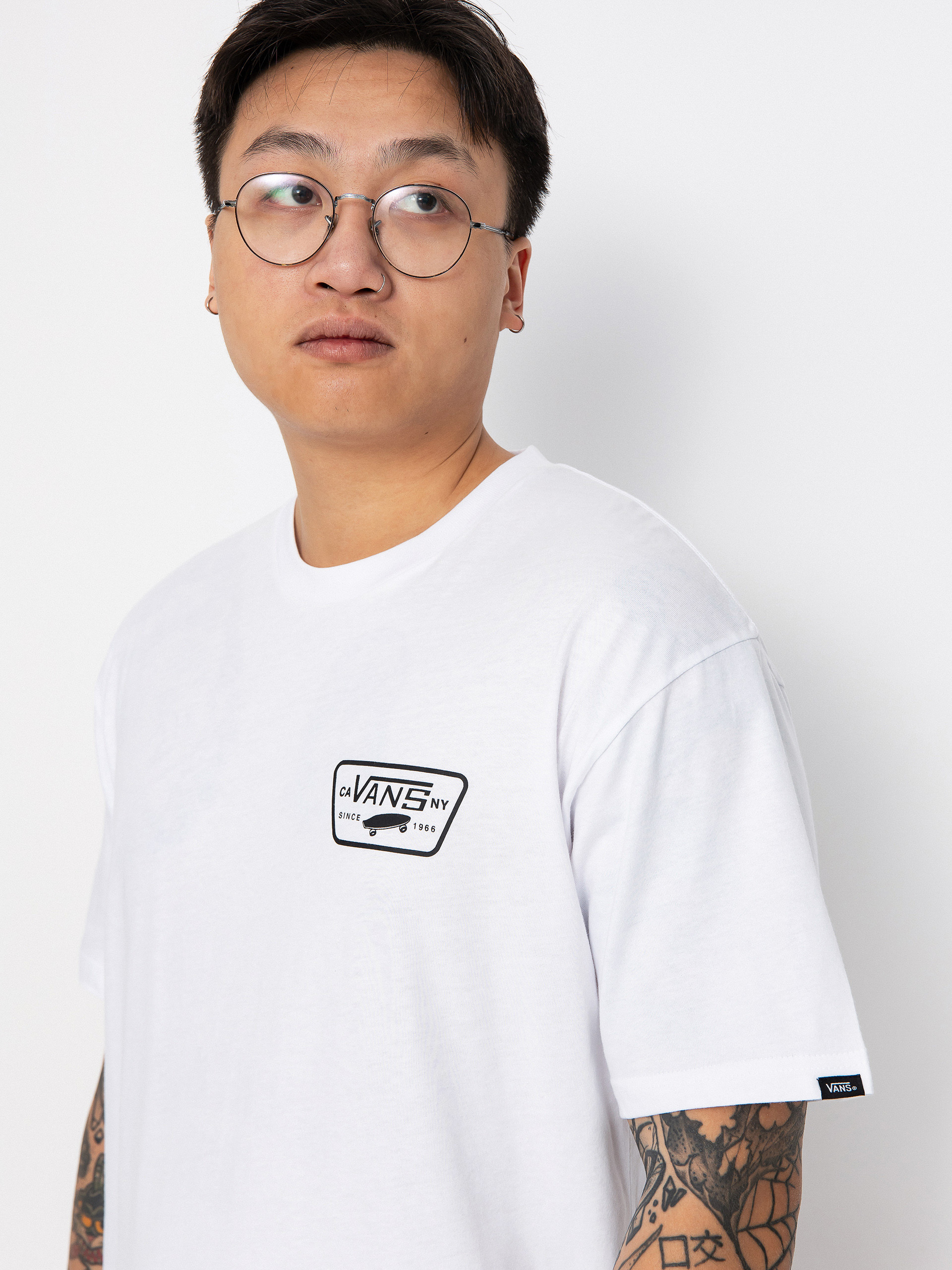 T-shirt Vans Full Patch Back (white/black)