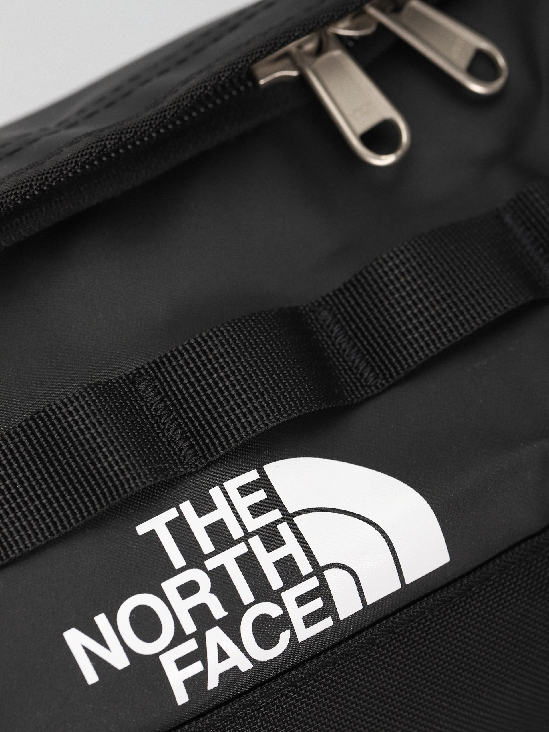 Kosmetyczka The North Face Bc Travel Canister L (tnf black/tnf white)