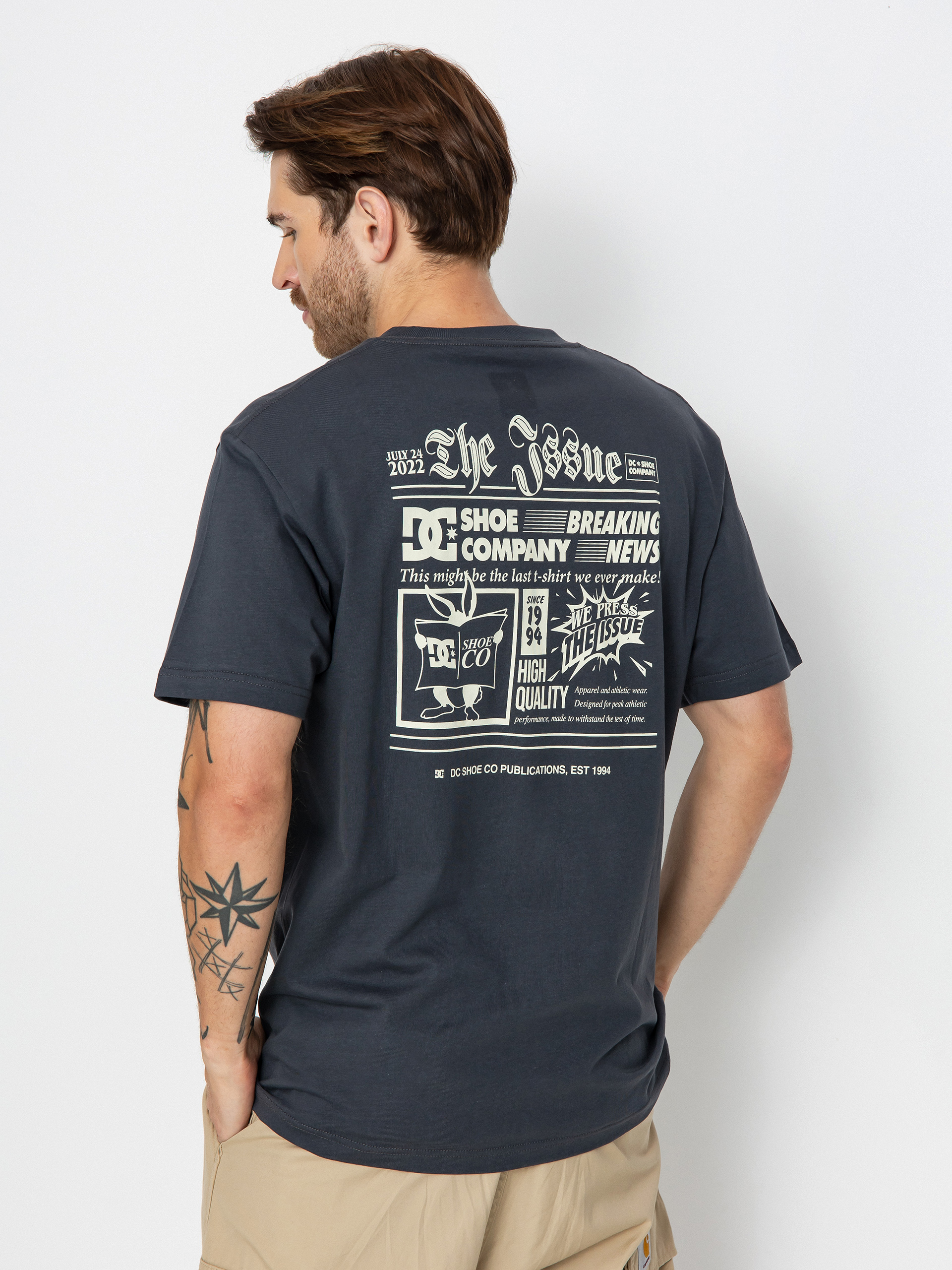 T-shirt DC The Issue (ebony)