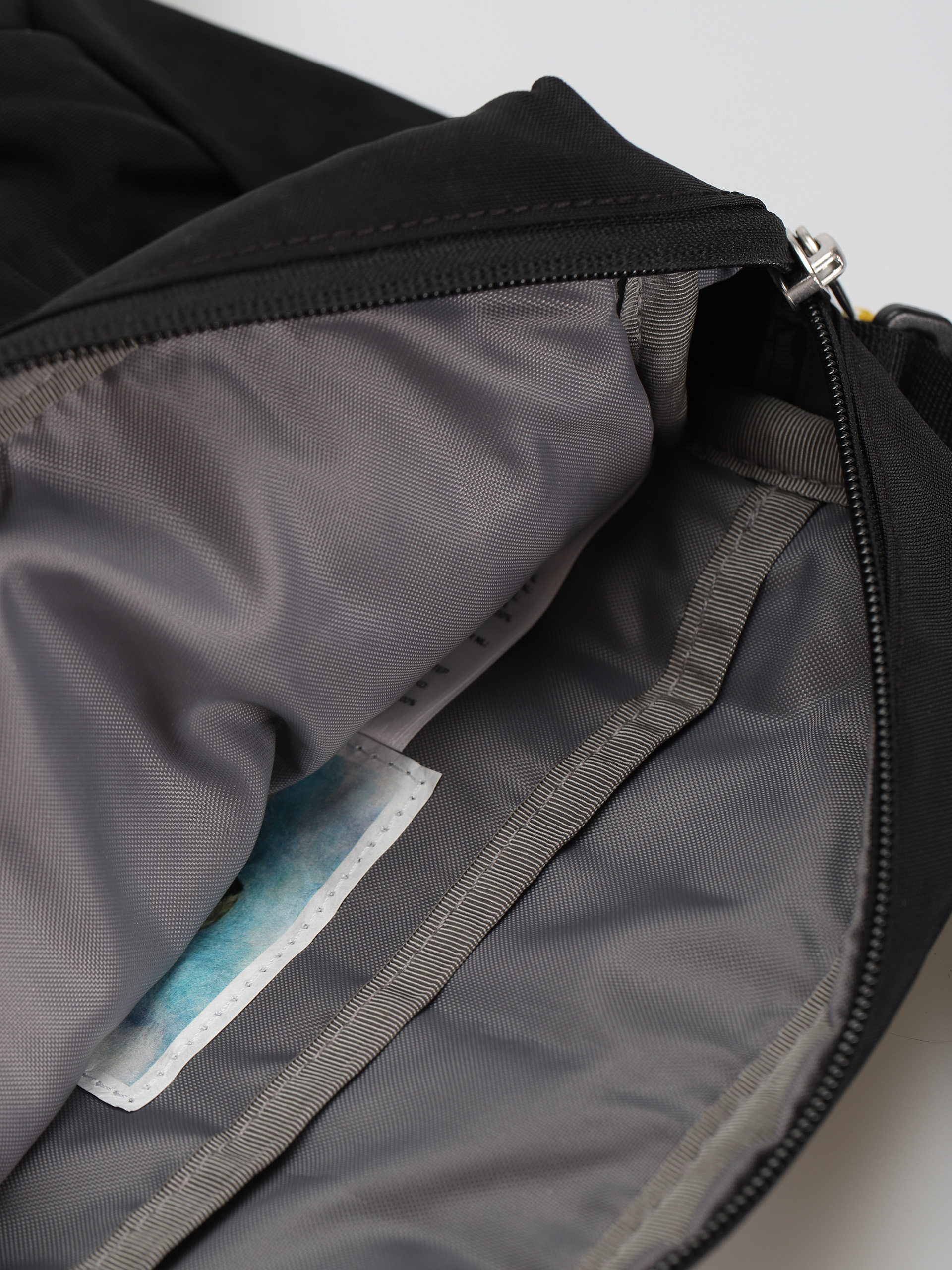 Torba The North Face Berkeley Crossbody (tnf black/mineral gold)