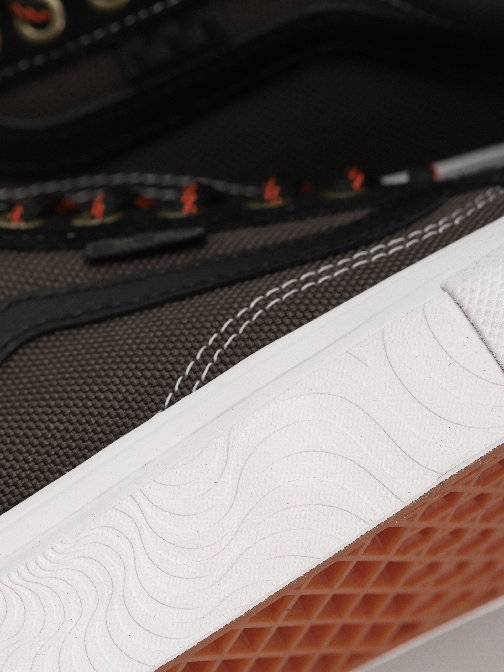 Buty Vans X Spitfire Skate Old Skool (spitfire black/flame)