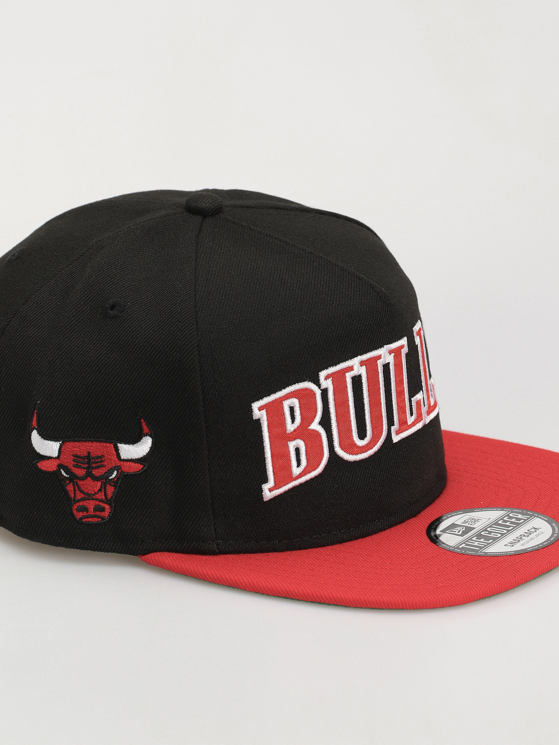 Czapka z daszkiem New Era NBA Golfer Chicago Bulls (black/red)