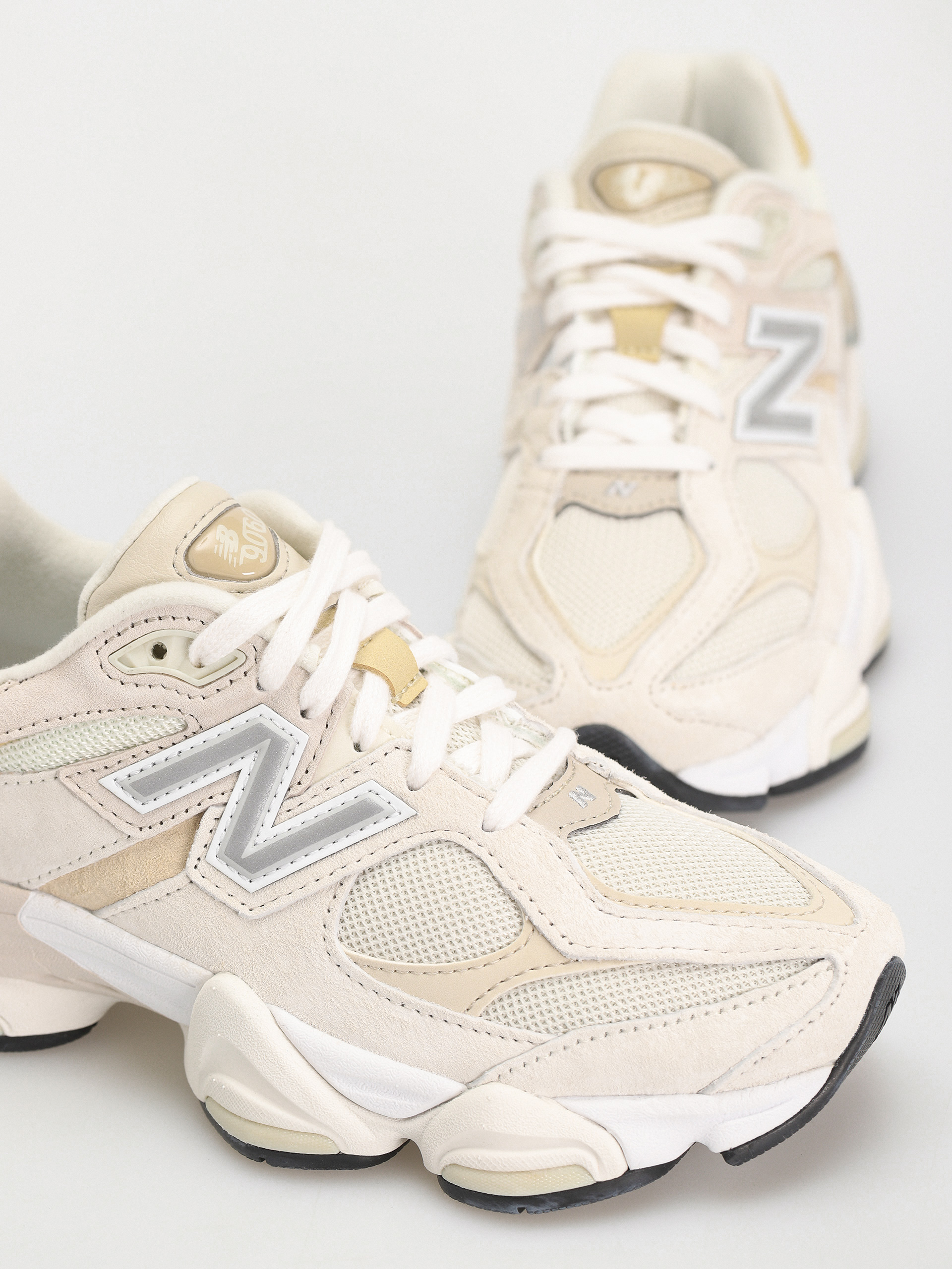 Buty New Balance 9060 (turtledove)